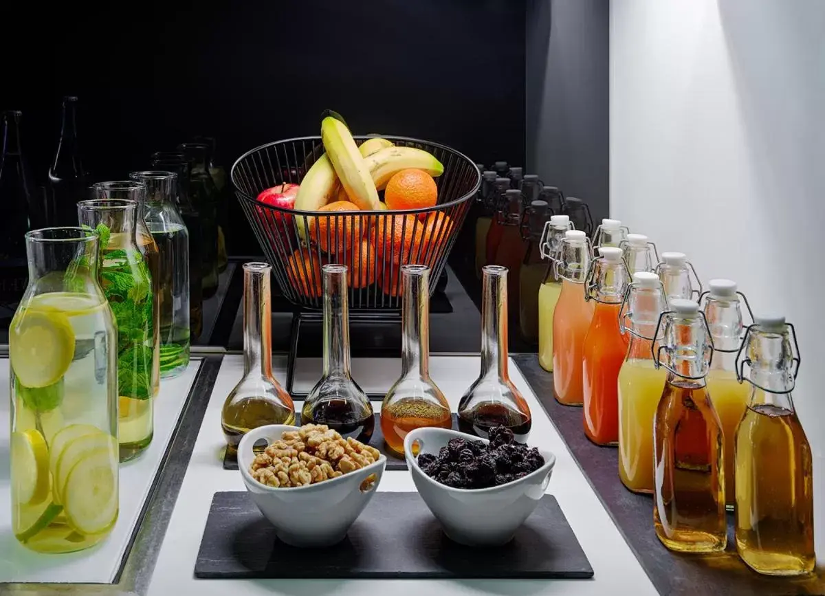 Breakfast in H10 Port Vell 4* Sup Breakfast in H10 Port Vell 4* Sup