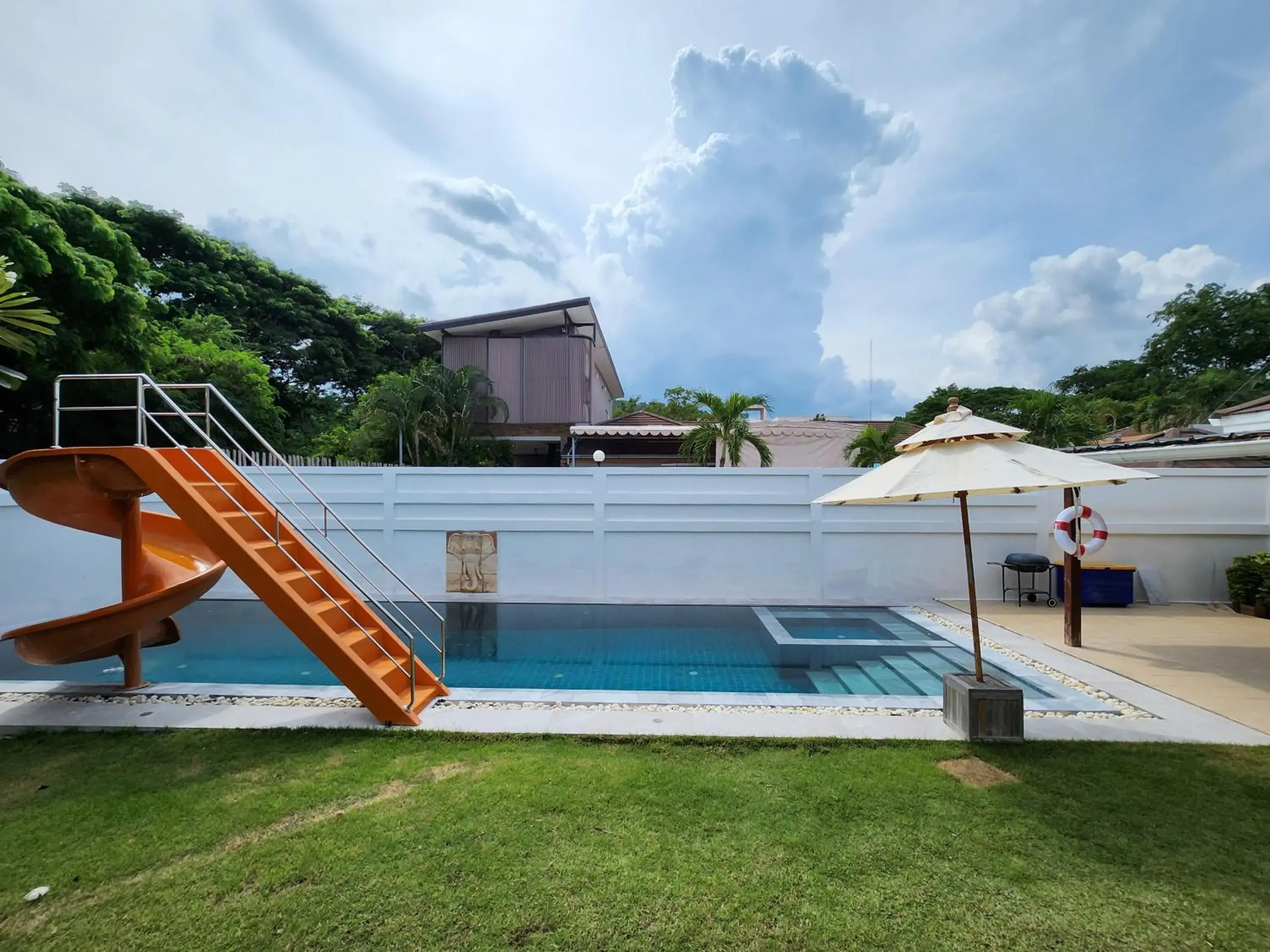 Property building, Swimming Pool in Thiva Pool Villa Hua Hin