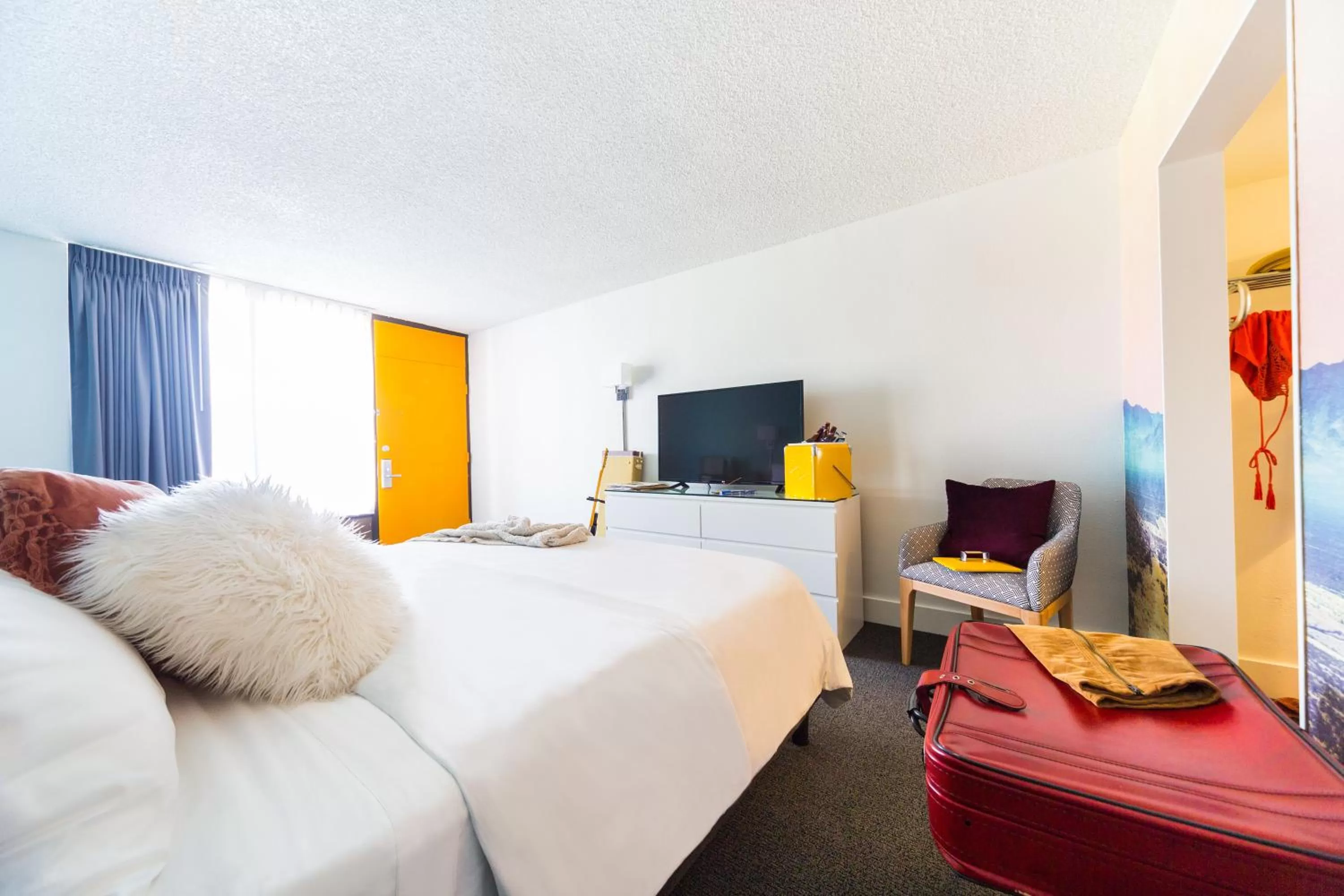 Bed in Rambler Motel