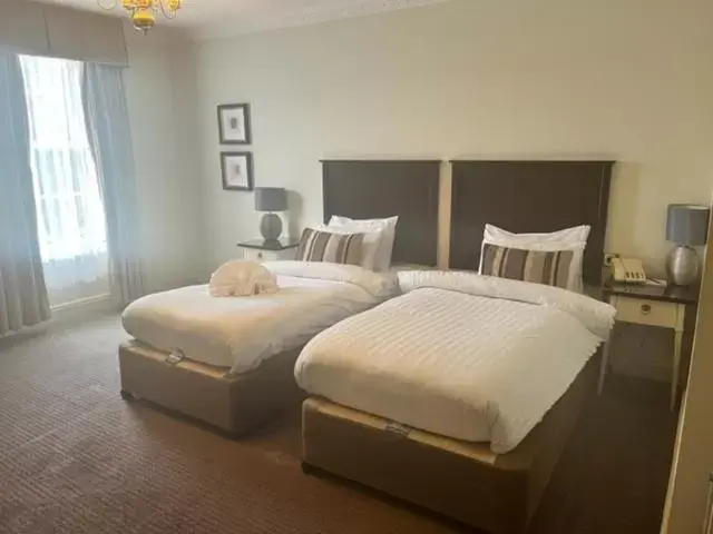 Bed in Park House Hotel