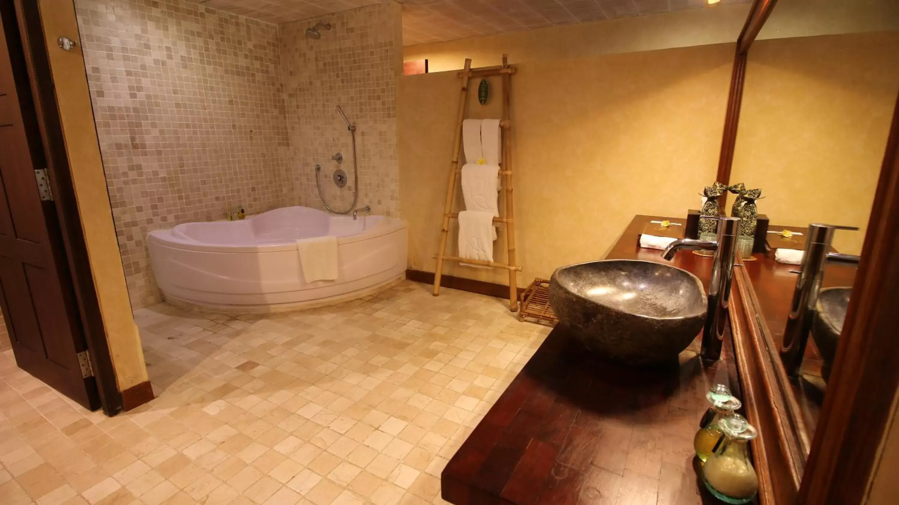 Bathroom in Kupu Kupu Barong Villas and Tree Spa by L’OCCITANE