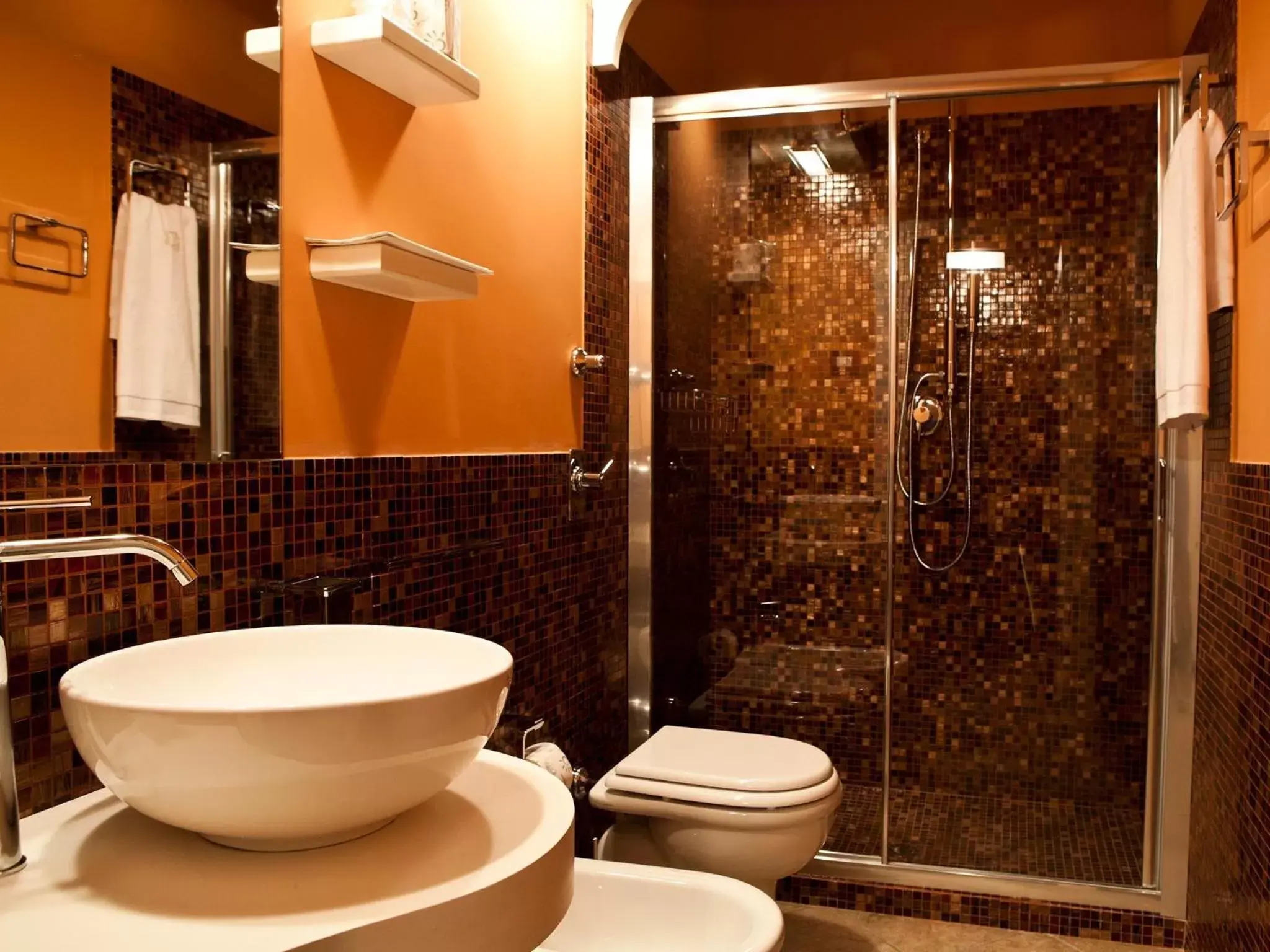 Shower, Bathroom in B&B 7Cento Ulivi