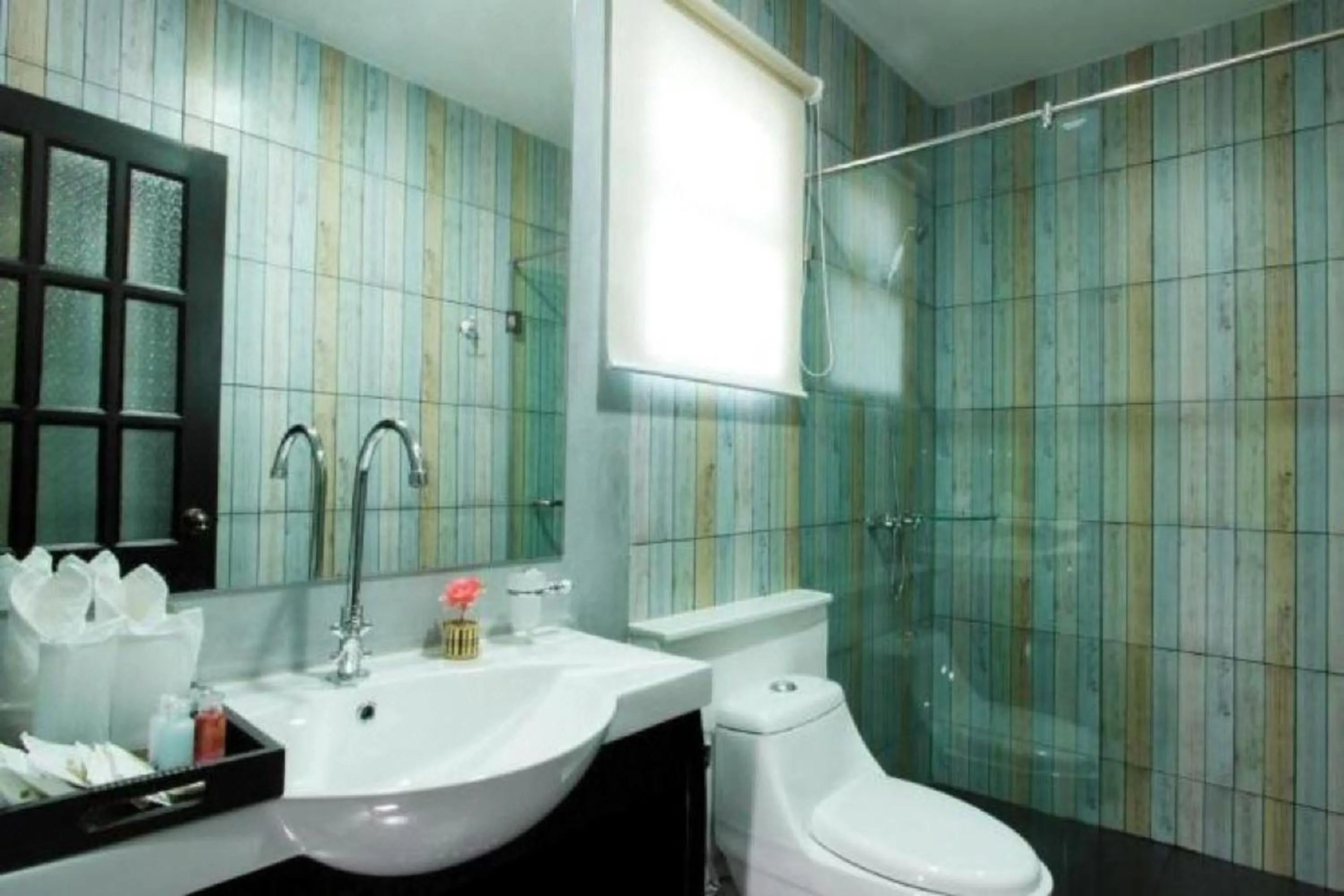 Bathroom in Baan PhuAnda Phuket