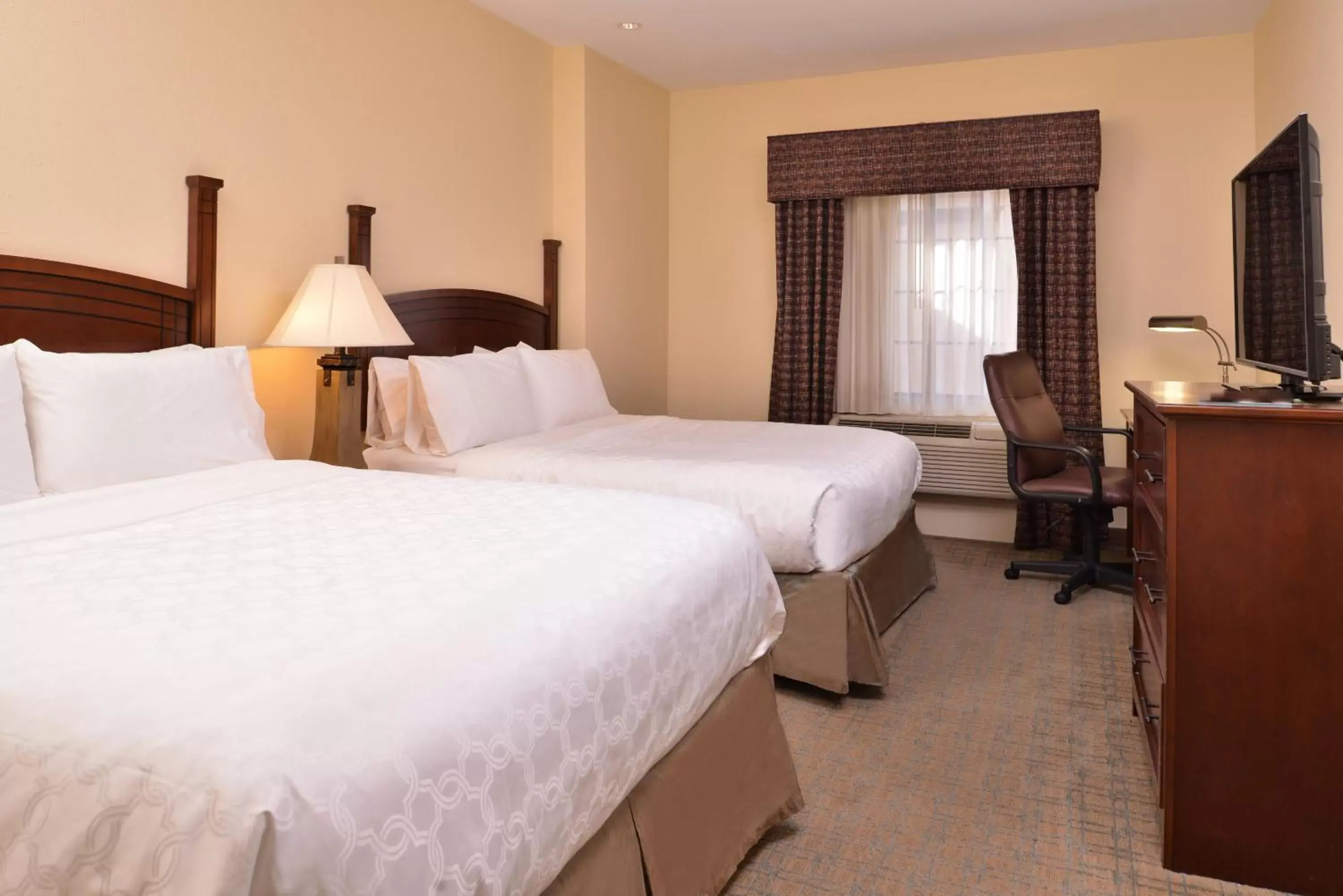 Bedroom, Bed in Staybridge Suites Oklahoma City, an IHG Hotel