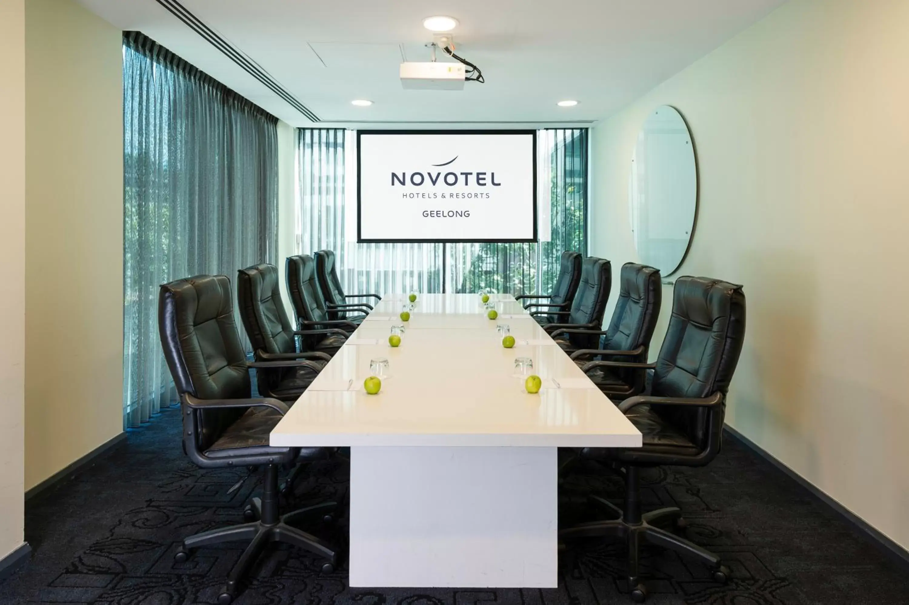 Business facilities, Business Area/Conference Room in Novotel Geelong