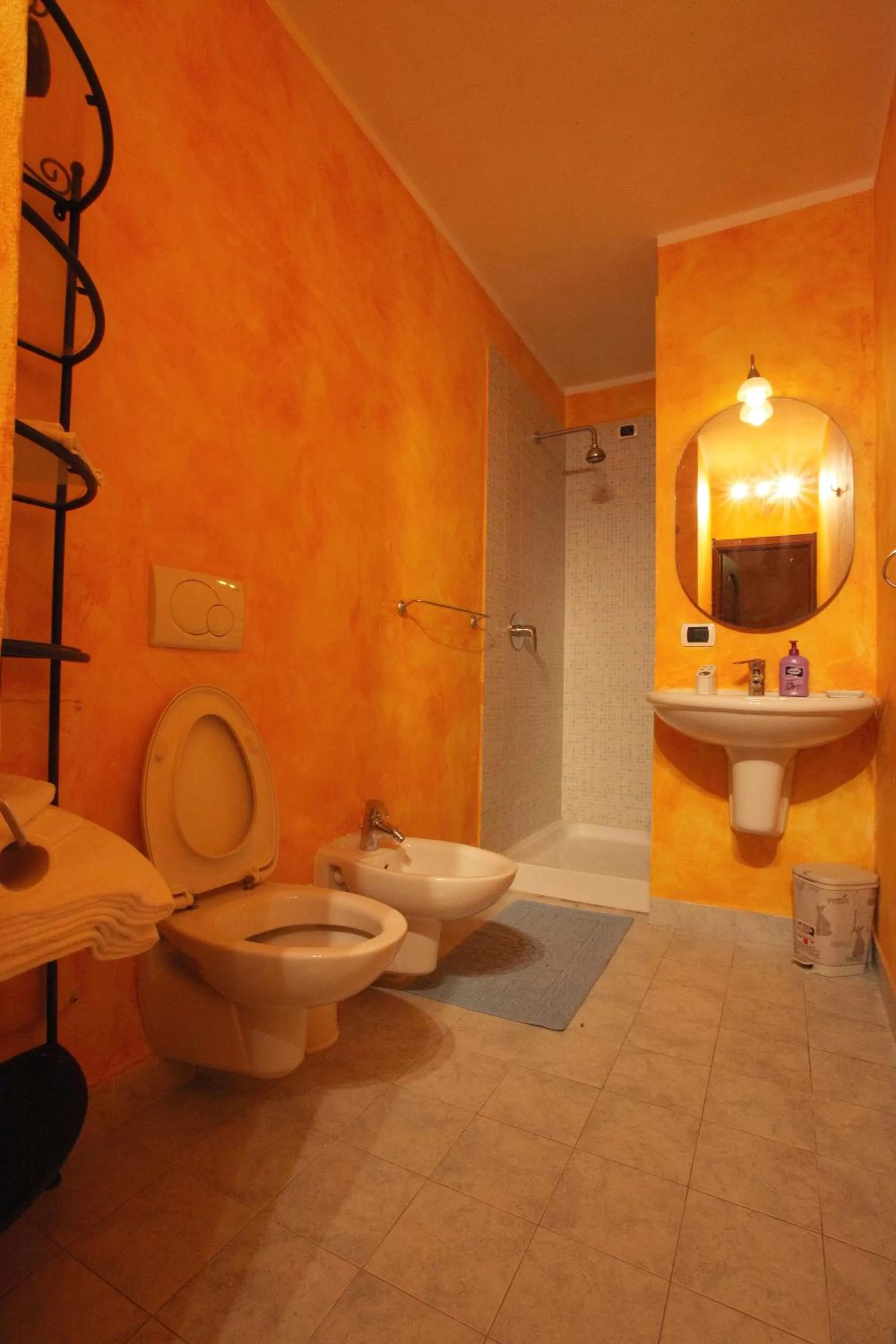 Bathroom in B&B Villa Anita