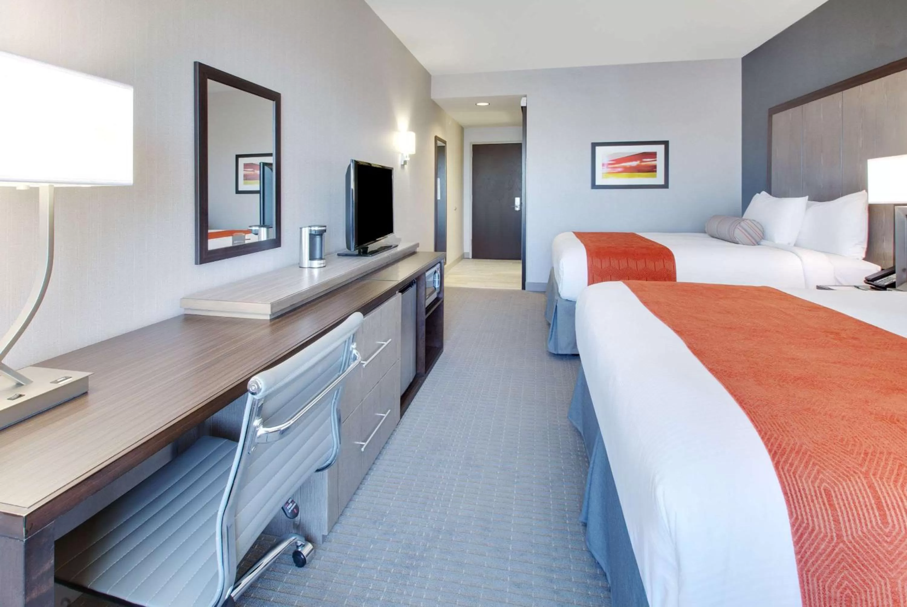 Photo of the whole room, Bed in Wingate by Wyndham San Angelo