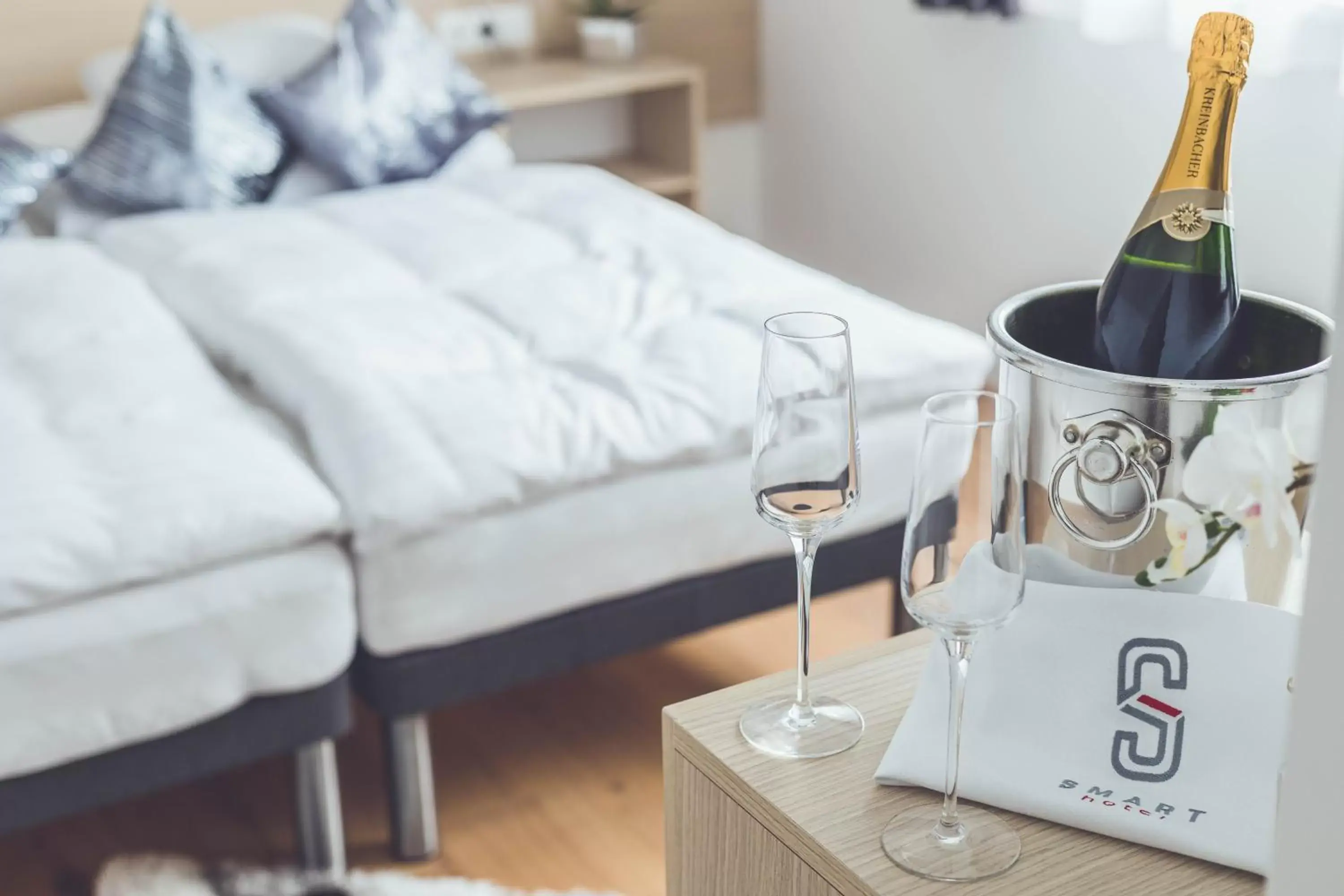 Smart Hotel Smart Hotel