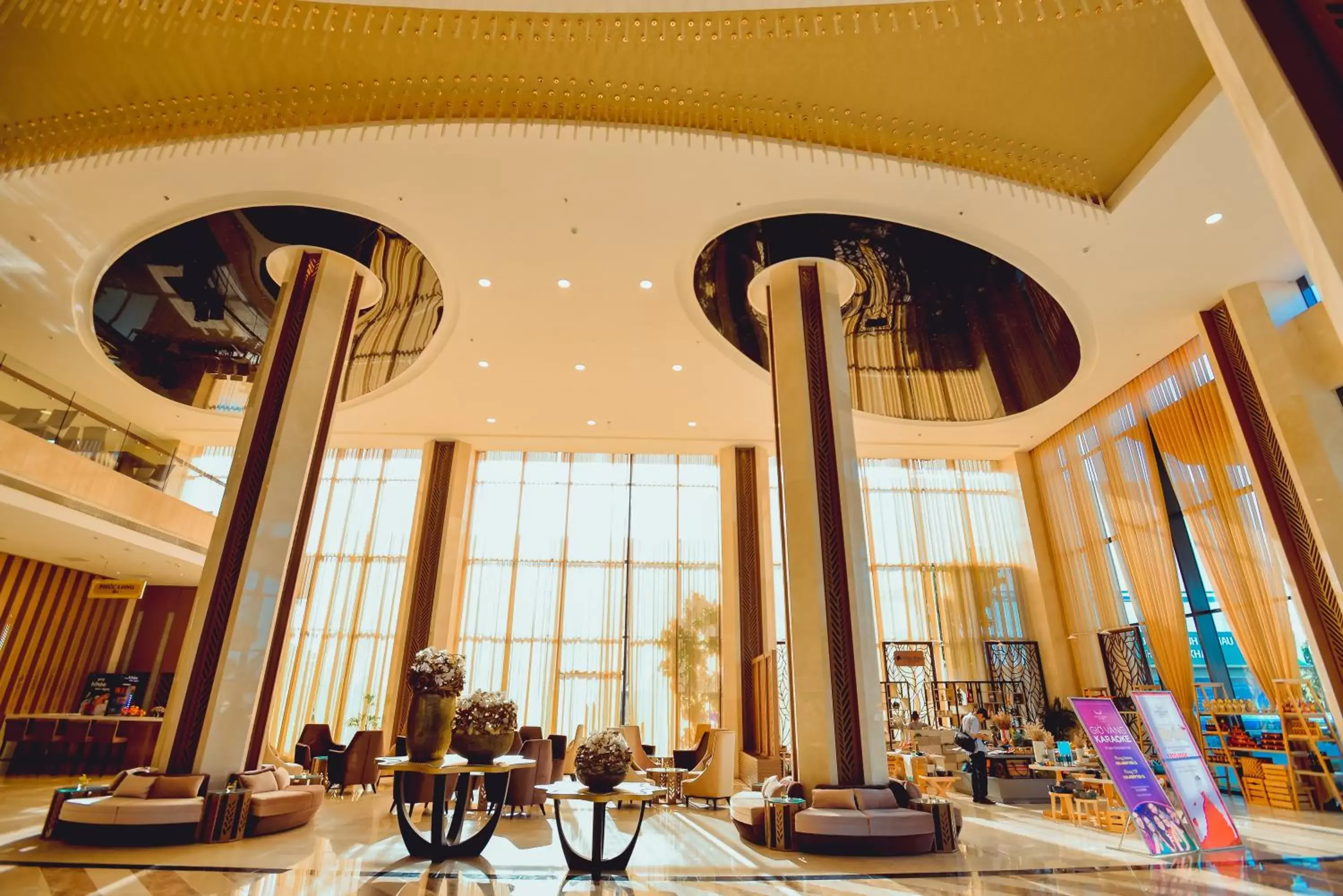 Lobby or reception in Muong Thanh Luxury Ca Mau Hotel