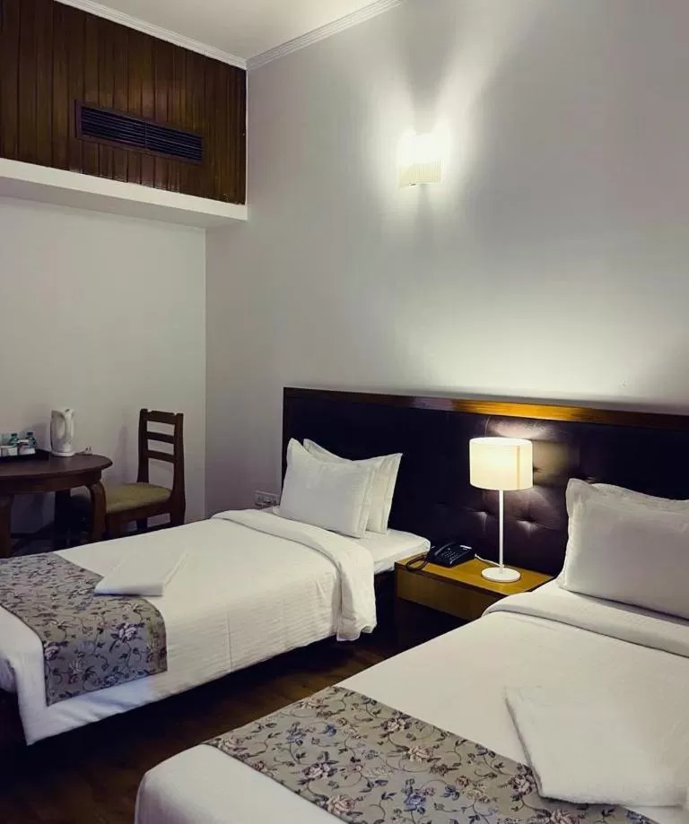 Bed in Hotel Tragopan