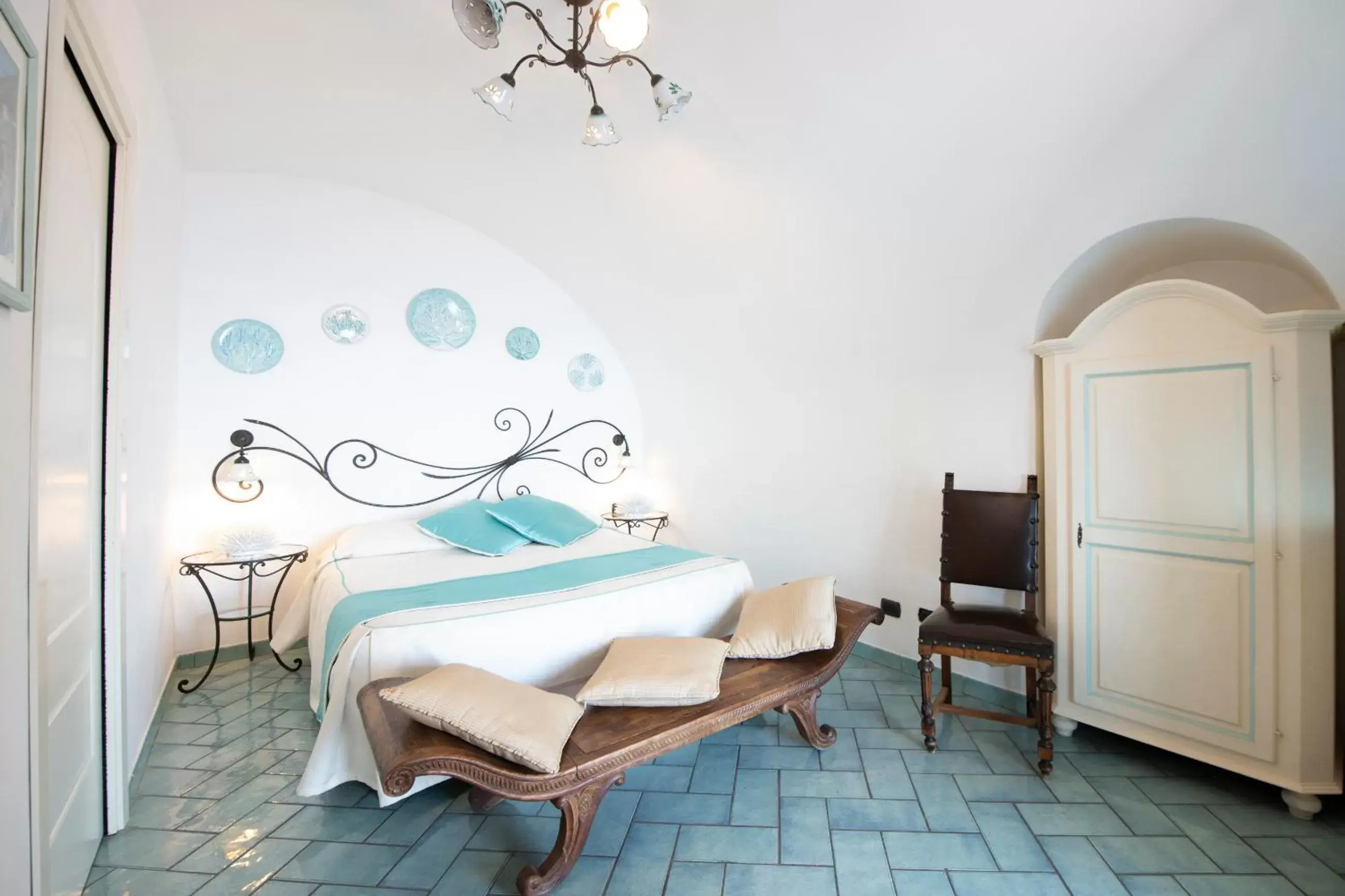 Decorative detail, Bed in Hotel La Ninfa