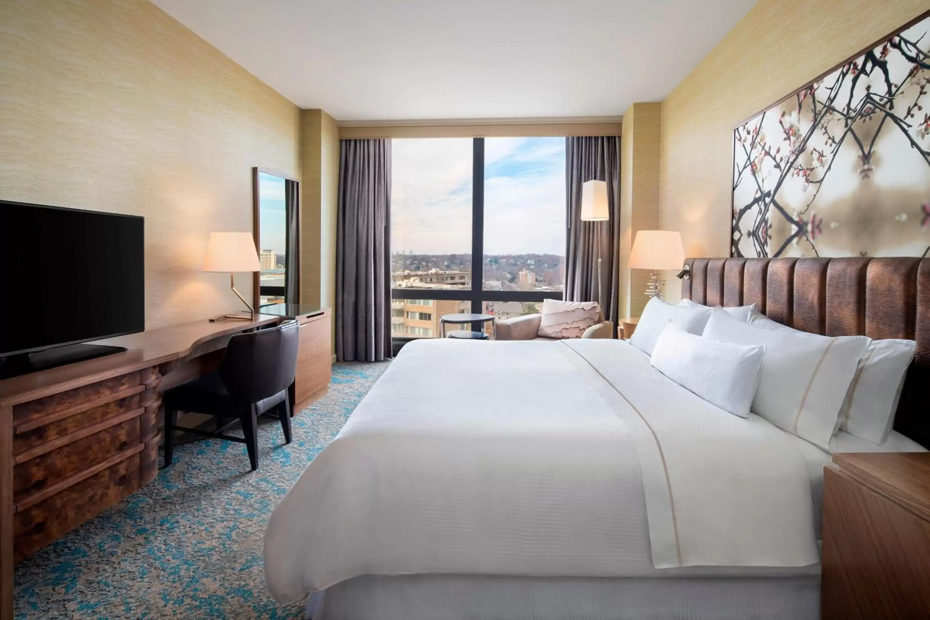 Bedroom in The Westin Crystal City Reagan National Airport