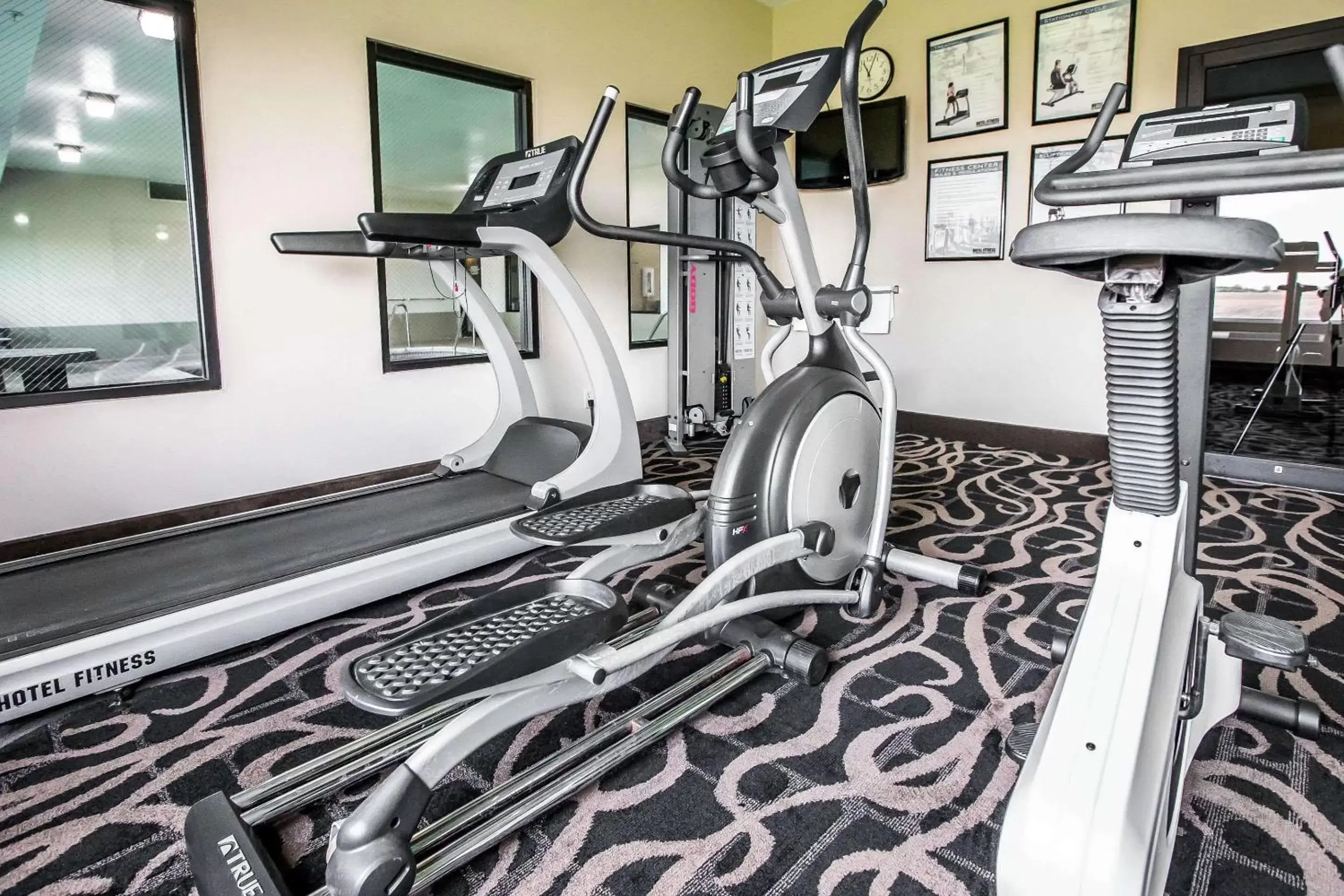 Fitness centre/facilities, Fitness Center/Facilities in Quality Inn & Suites Mendota near I-39