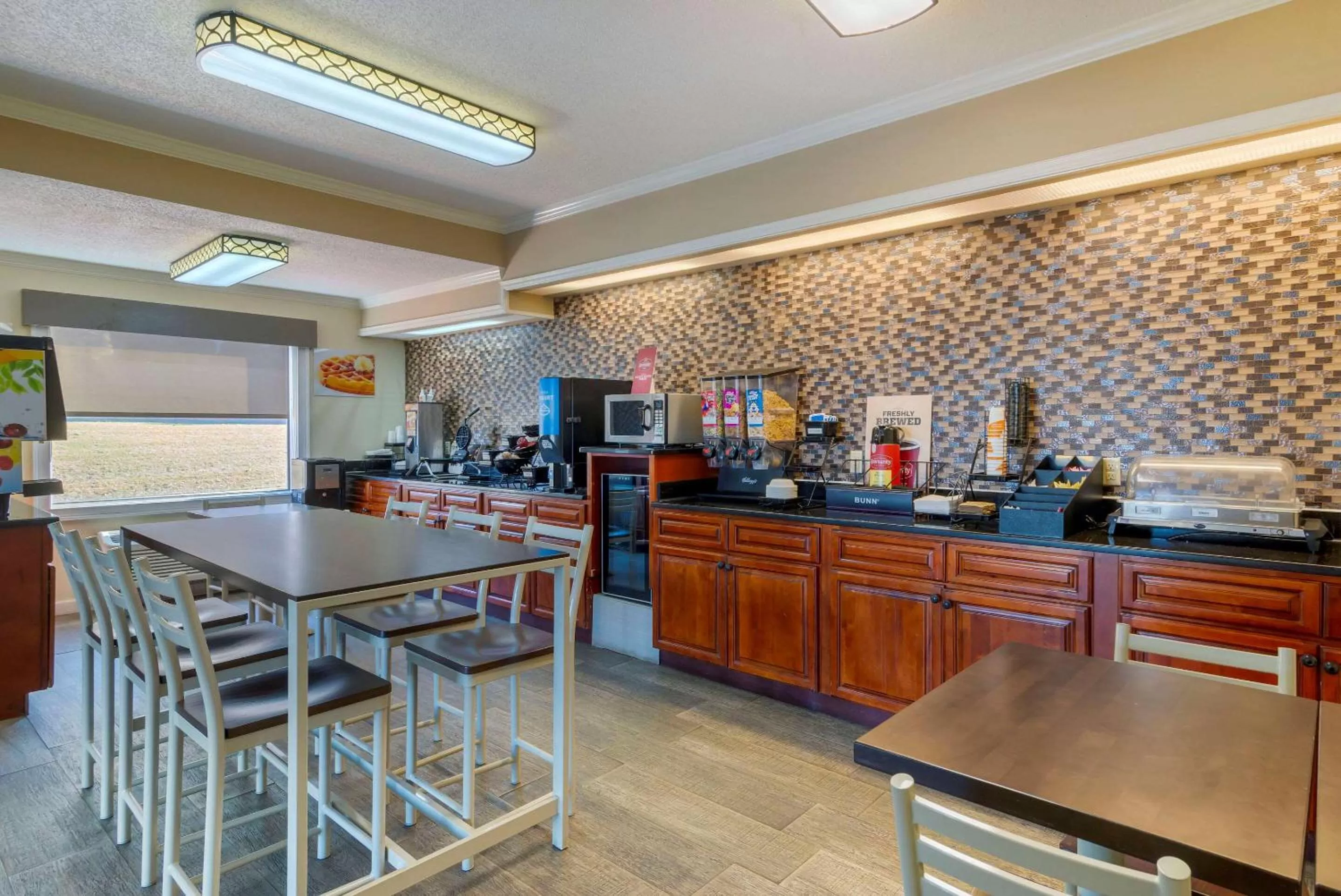 Restaurant/places to eat in Quality Inn Ashburn