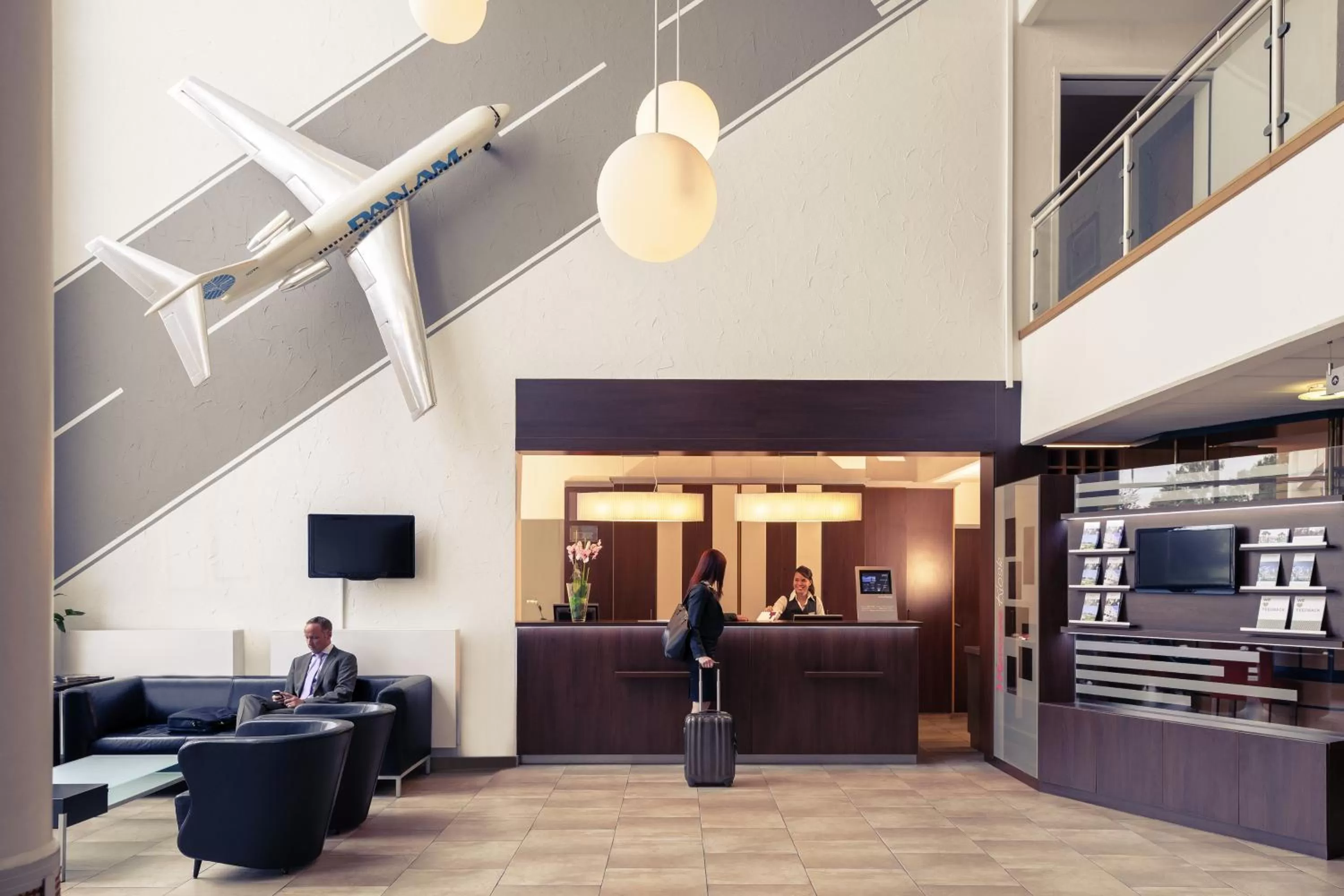 Lobby or reception in Mercure Hotel Düsseldorf Ratingen