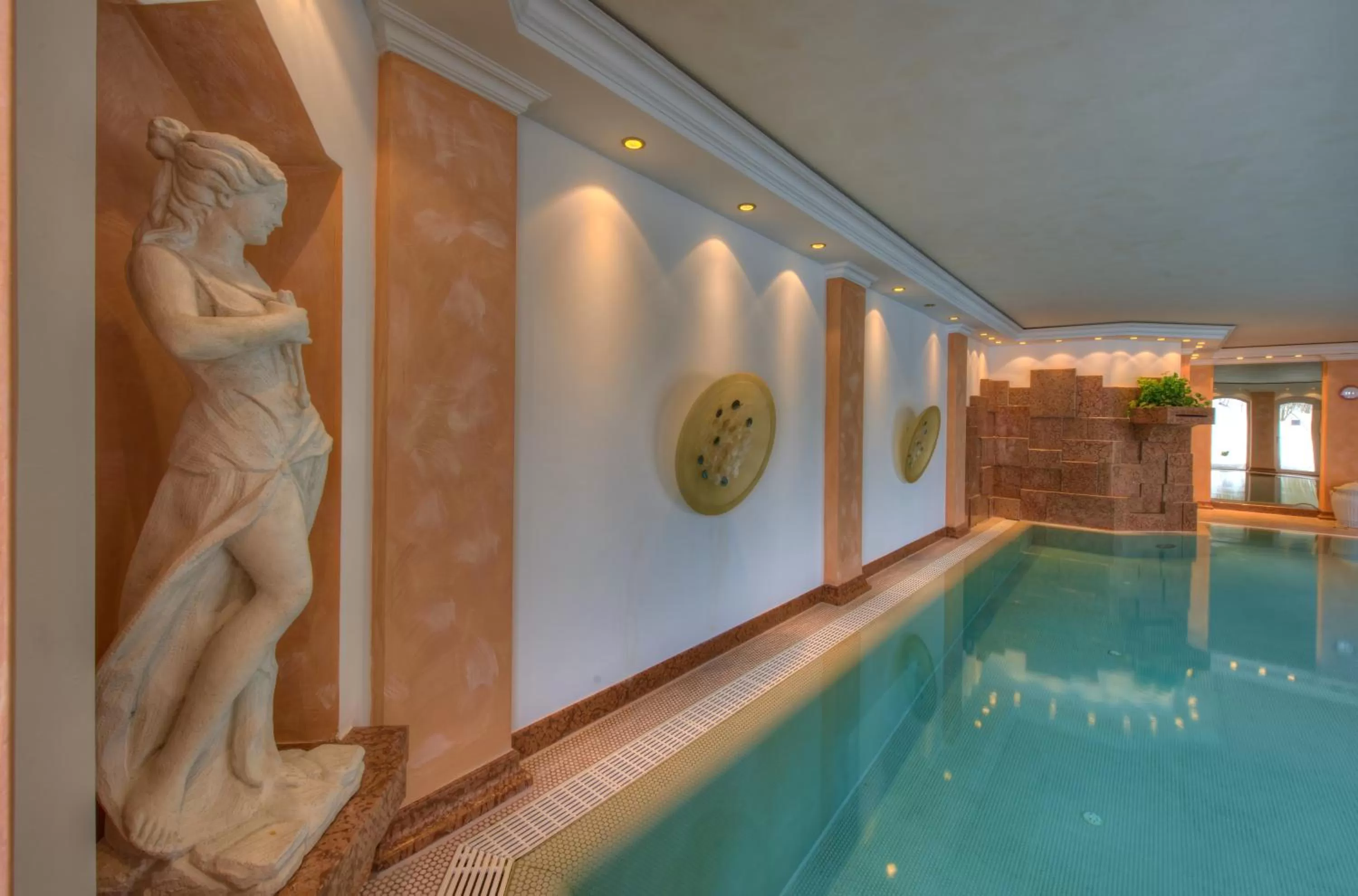 Swimming pool in DIANA Naturpark Hotel - Partnerbetrieb von "Oberstaufen PLUS GOLF"