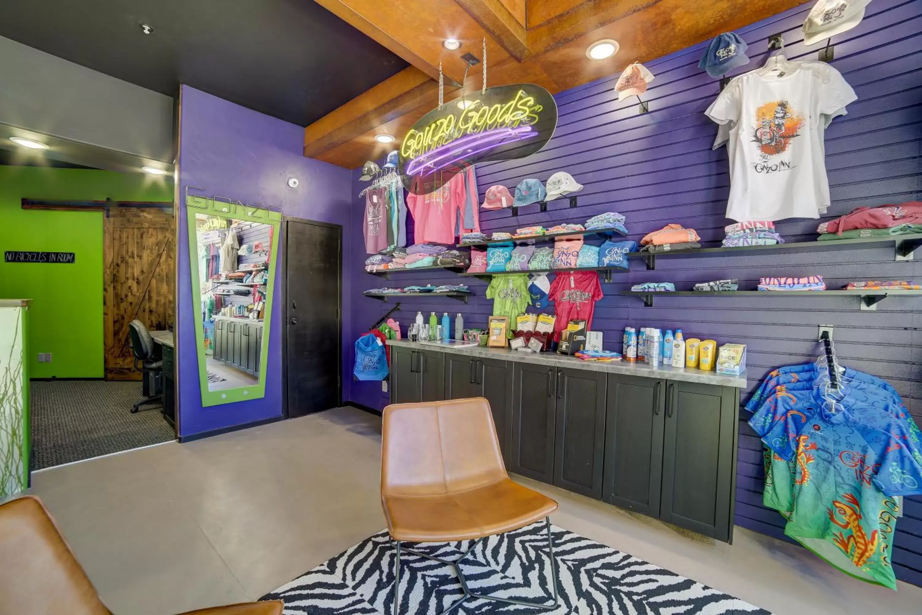 Facade/entrance in The Gonzo Inn Facade/entrance in The Gonzo Inn