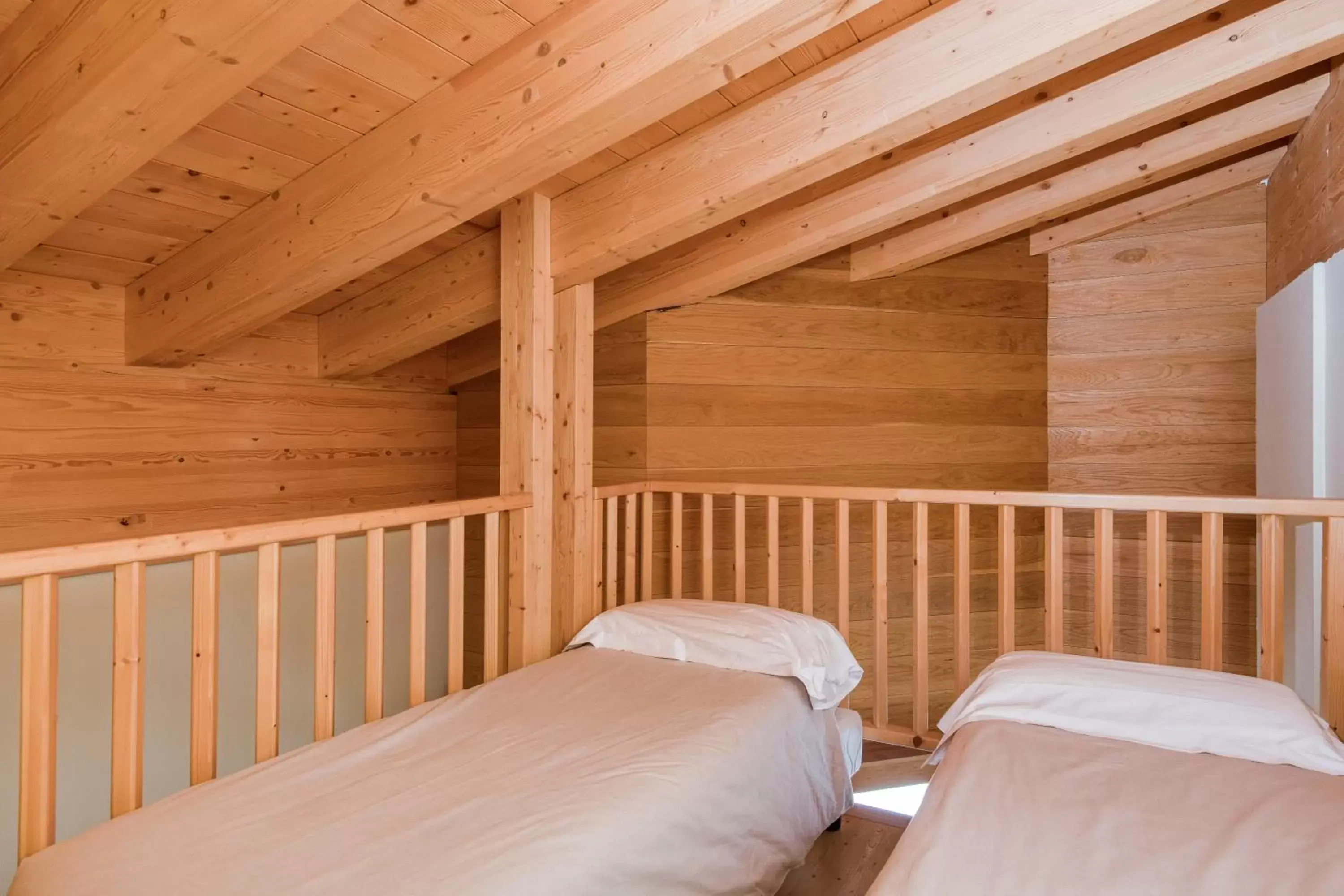 Bed in Hotel Garni Pegrà