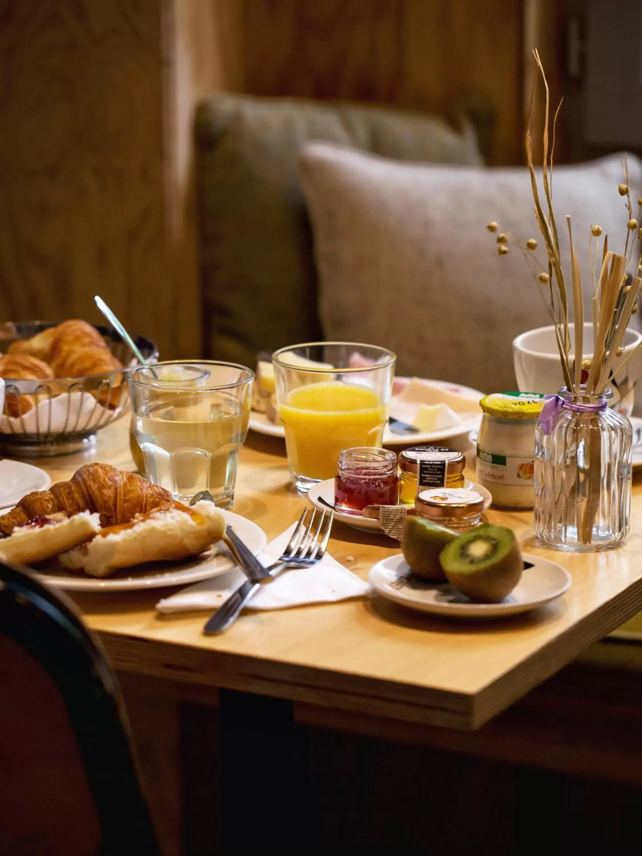 Continental breakfast, Breakfast in Hôtel Gaston