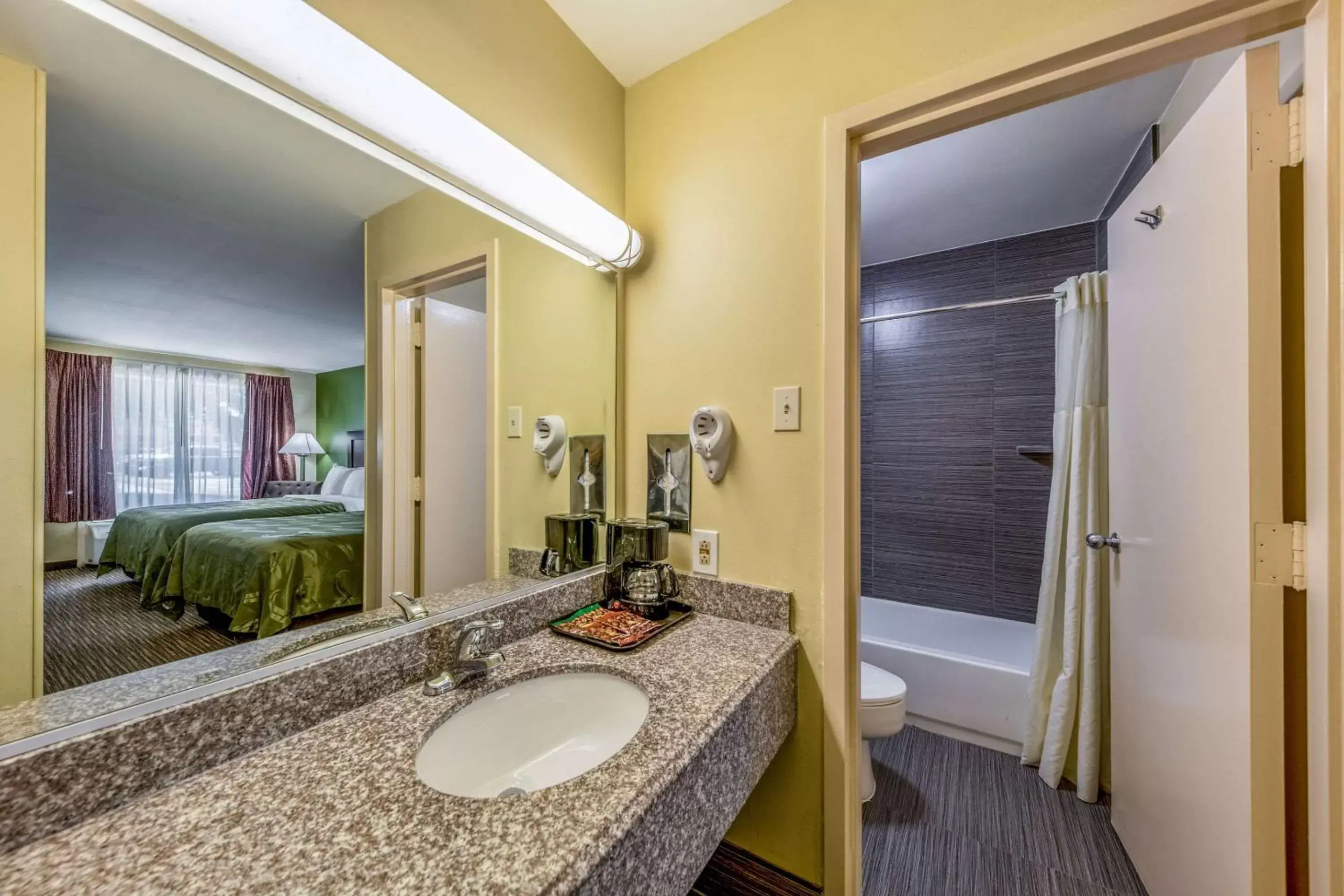 Photo of the whole room, Bathroom in Quality Inn Gainesville
