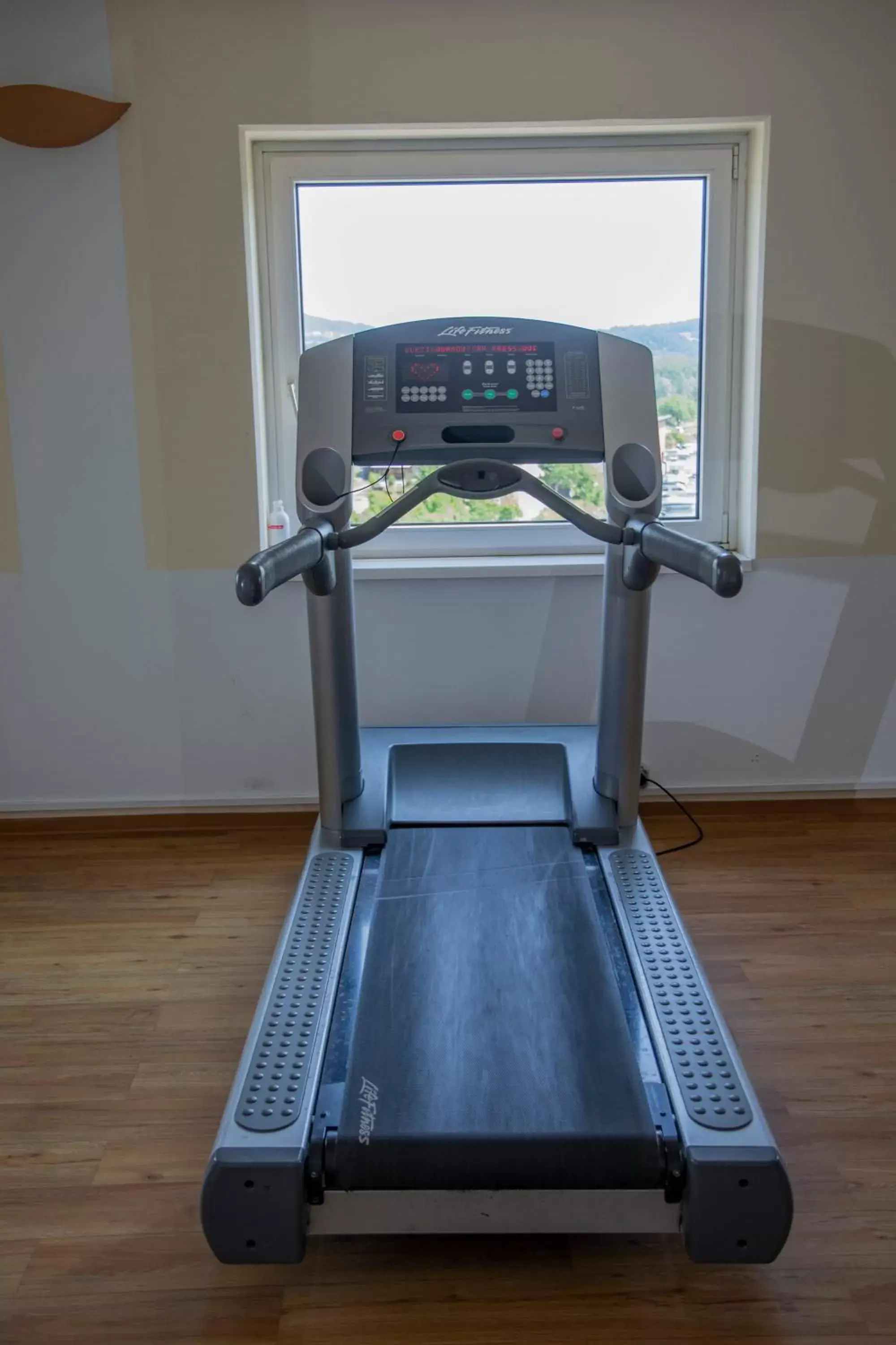 Fitness centre/facilities, Fitness Center/Facilities in Trans World Hotel Donauwelle