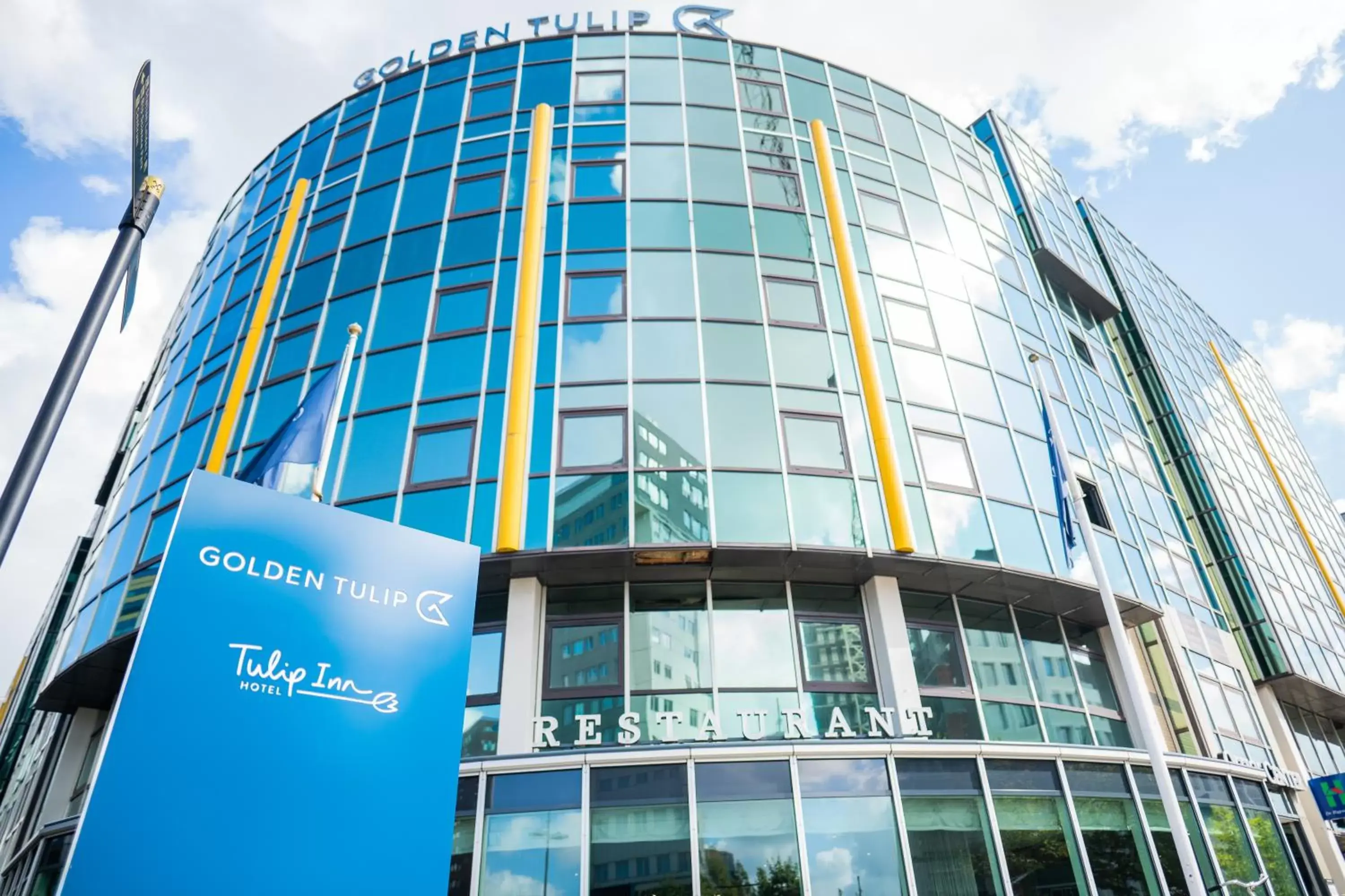 Facade/entrance, Property Building in Golden Tulip Leiden Centre