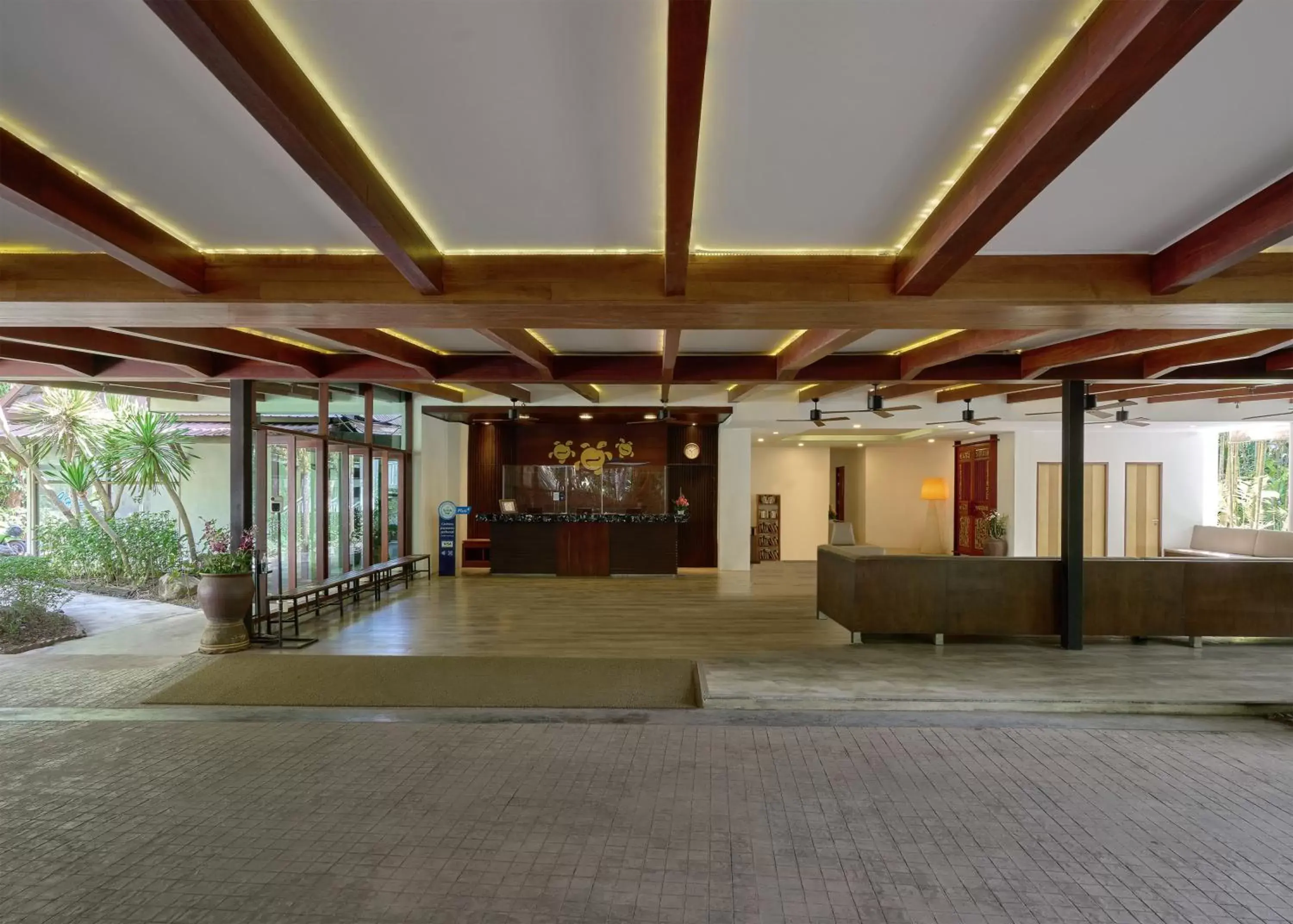 Lobby or reception in Nai Yang Beach Resort and Spa