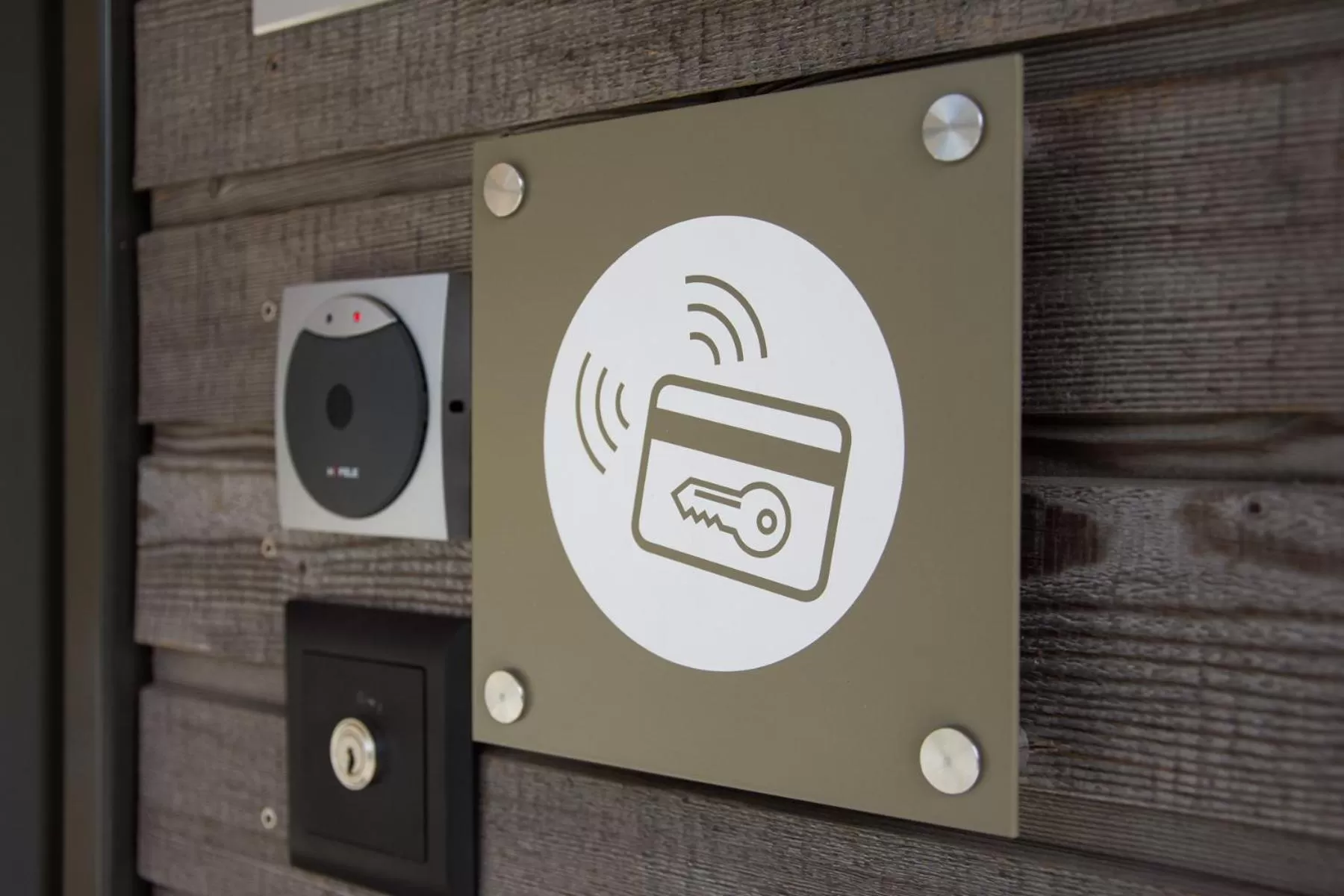 Facade/entrance in kroneLODGE - Self-Check-In Hotel