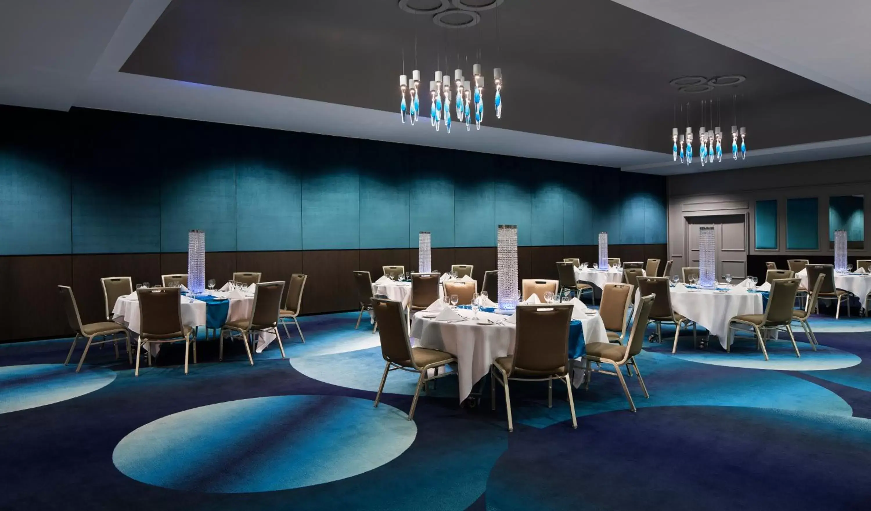 Banquet/Function facilities, Restaurant/Places to Eat in Mercure Brisbane King George Square