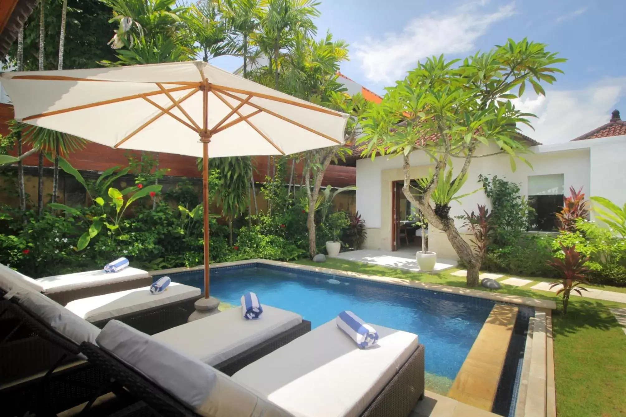 Garden, Swimming Pool in Sagara Villas and Suites Sanur
