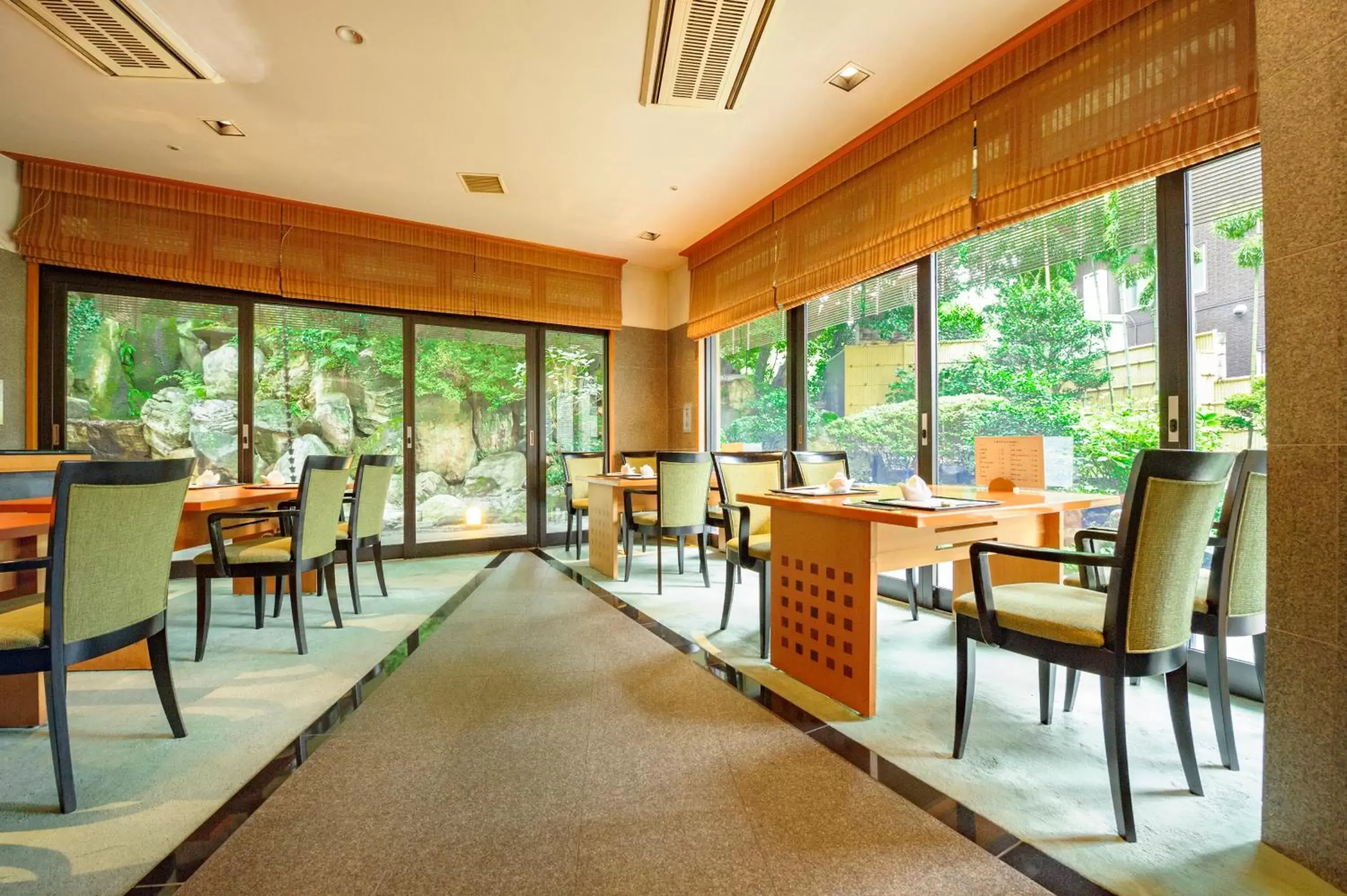 Dinner, Restaurant/Places to Eat in Kanazawa Hakuchoro Hotel Sanraku