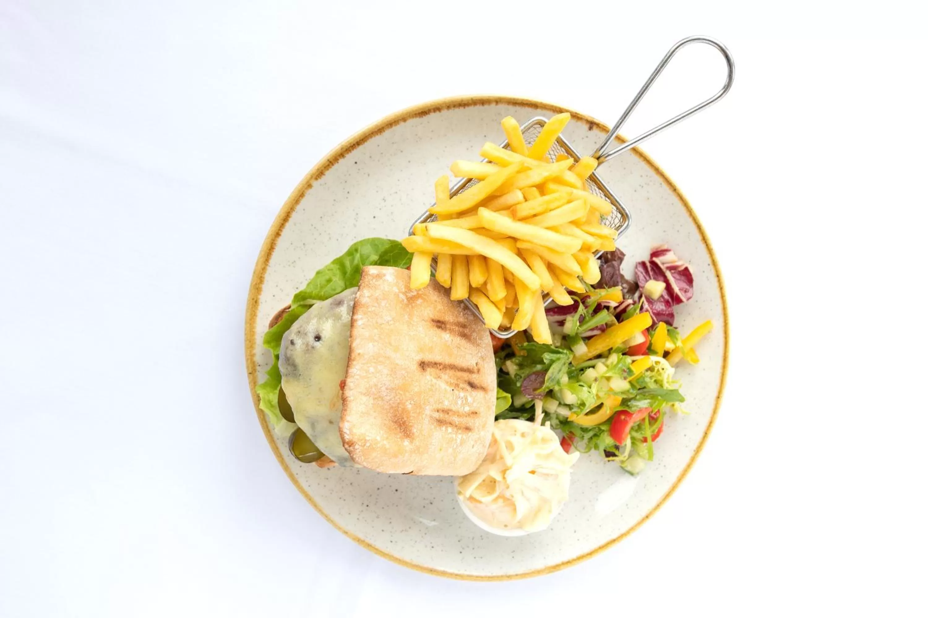 Food and drinks in Imperial Hotel