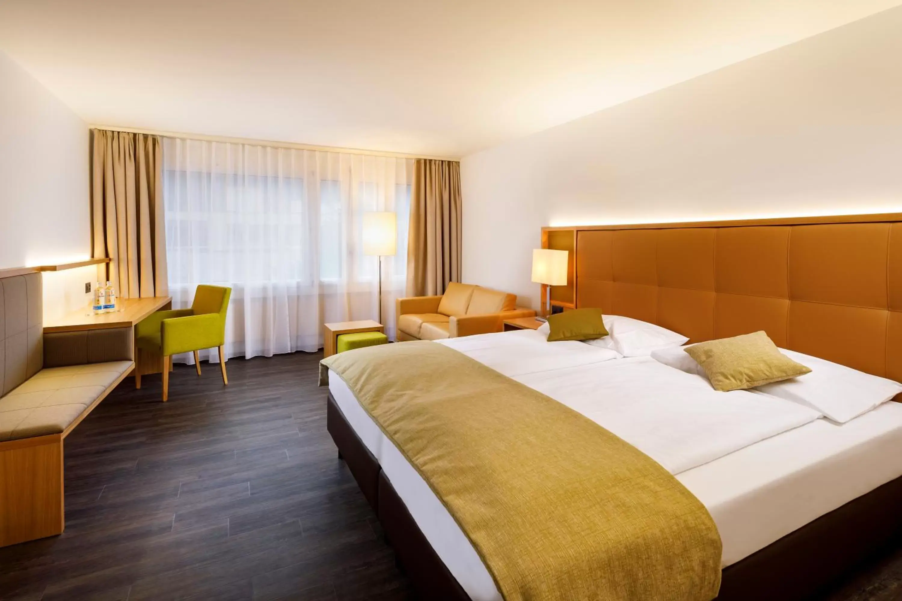 Photo of the whole room, Bed in Ramada by Wyndham Baden Hotel du Parc