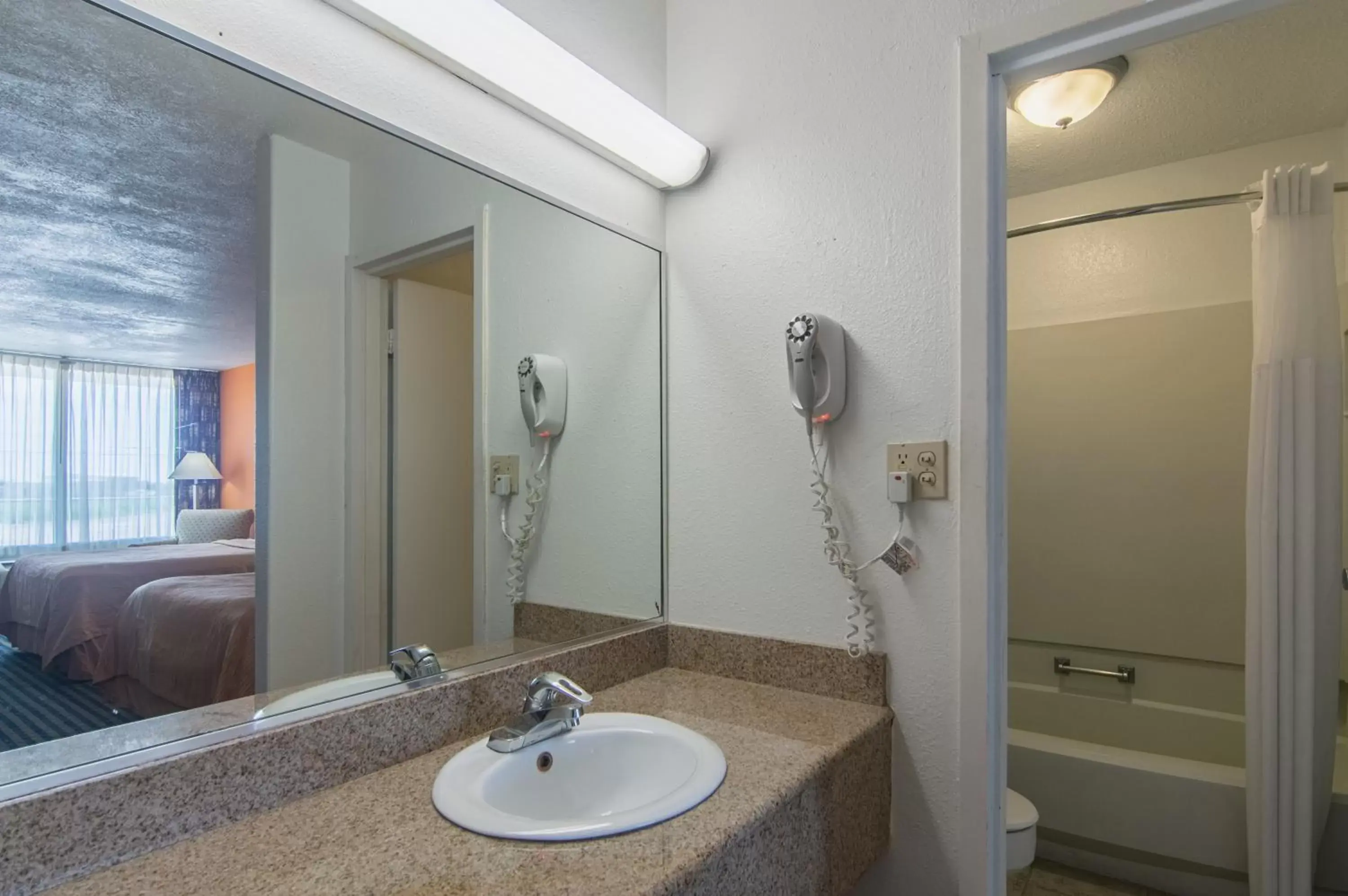 Bathroom in Motel 6-Liberal, KS