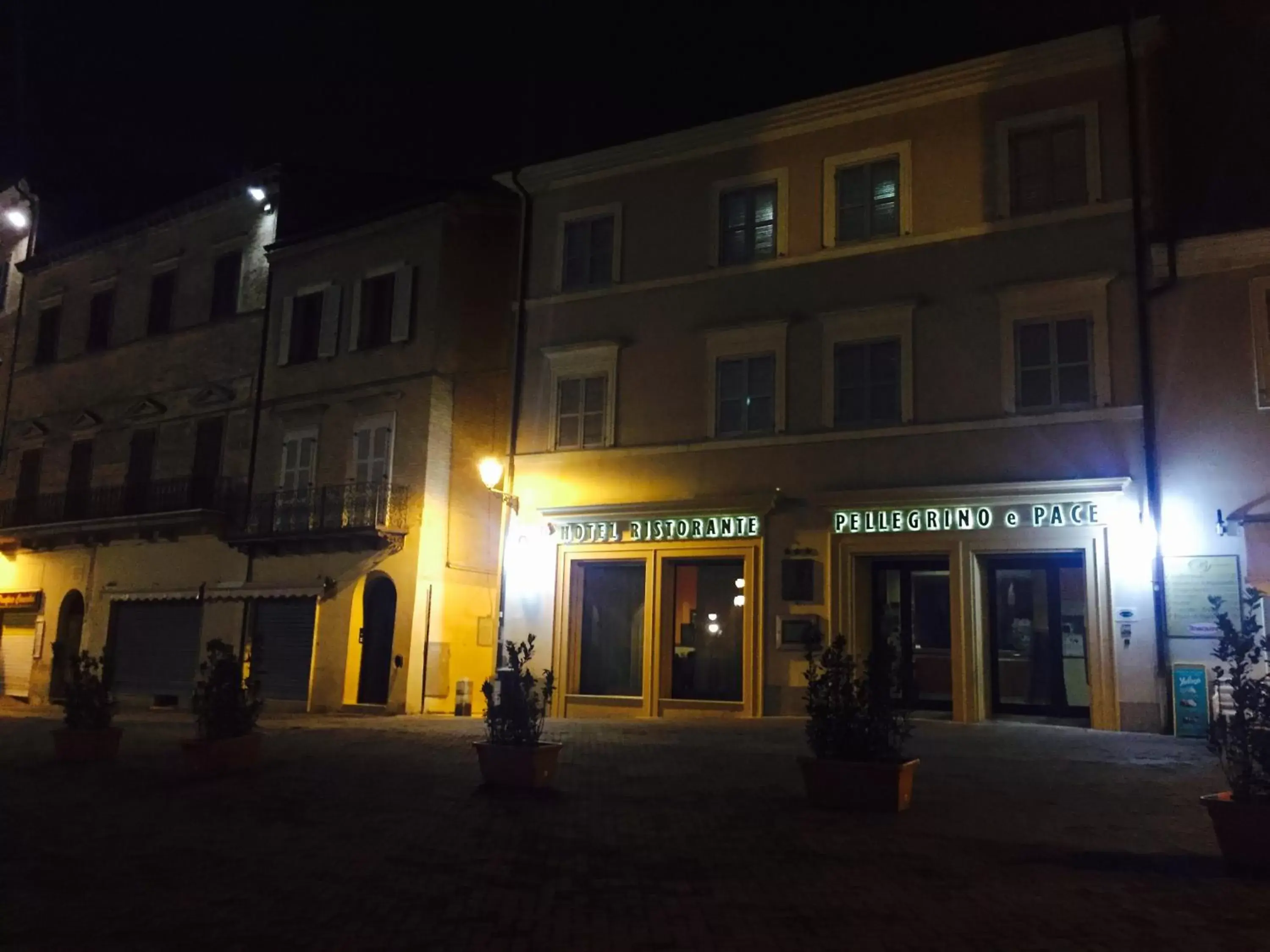 Property Building in Hotel Pellegrino E Pace