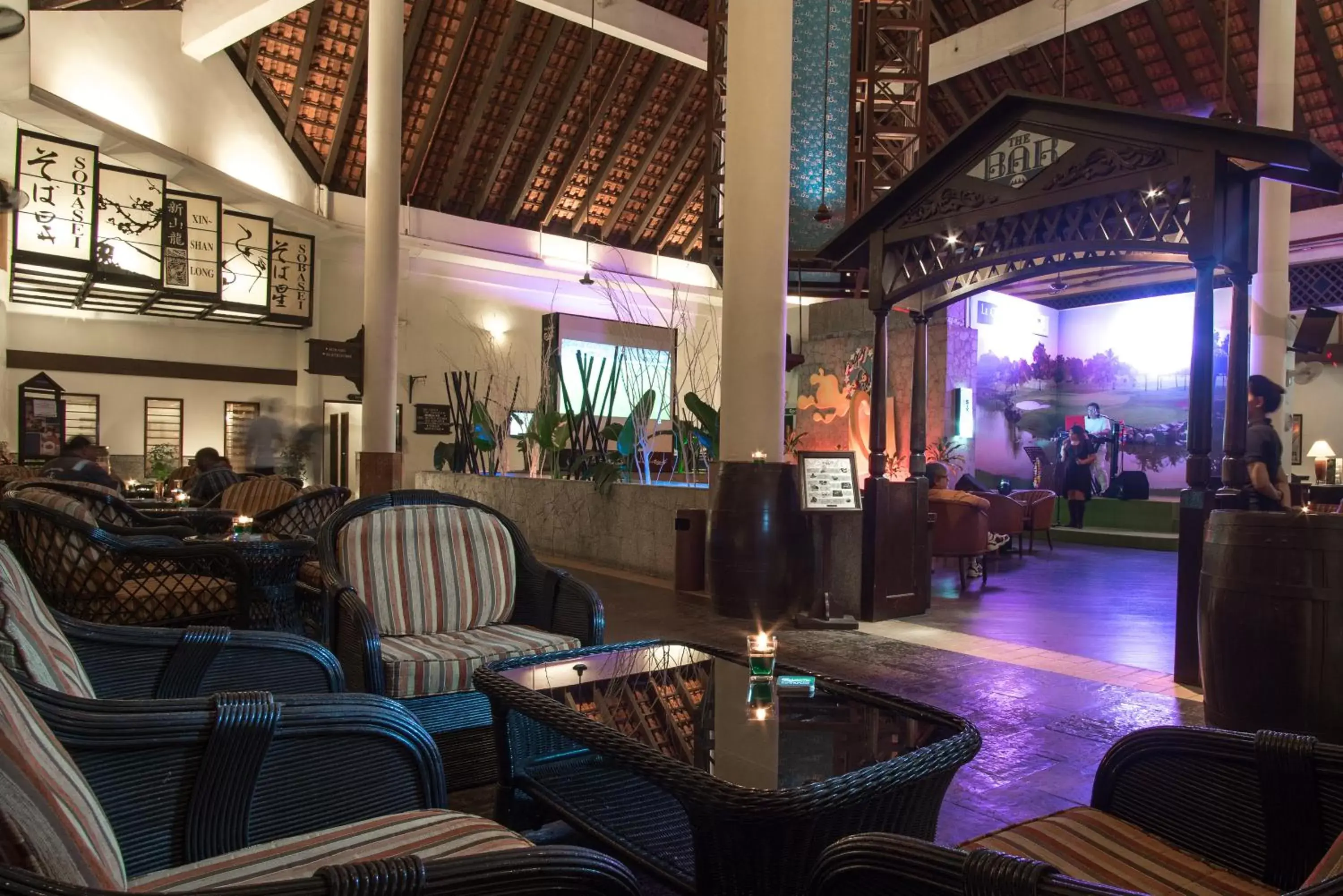 Alcoholic drinks, Lounge/Bar in Le Grandeur Palm Resort Johor