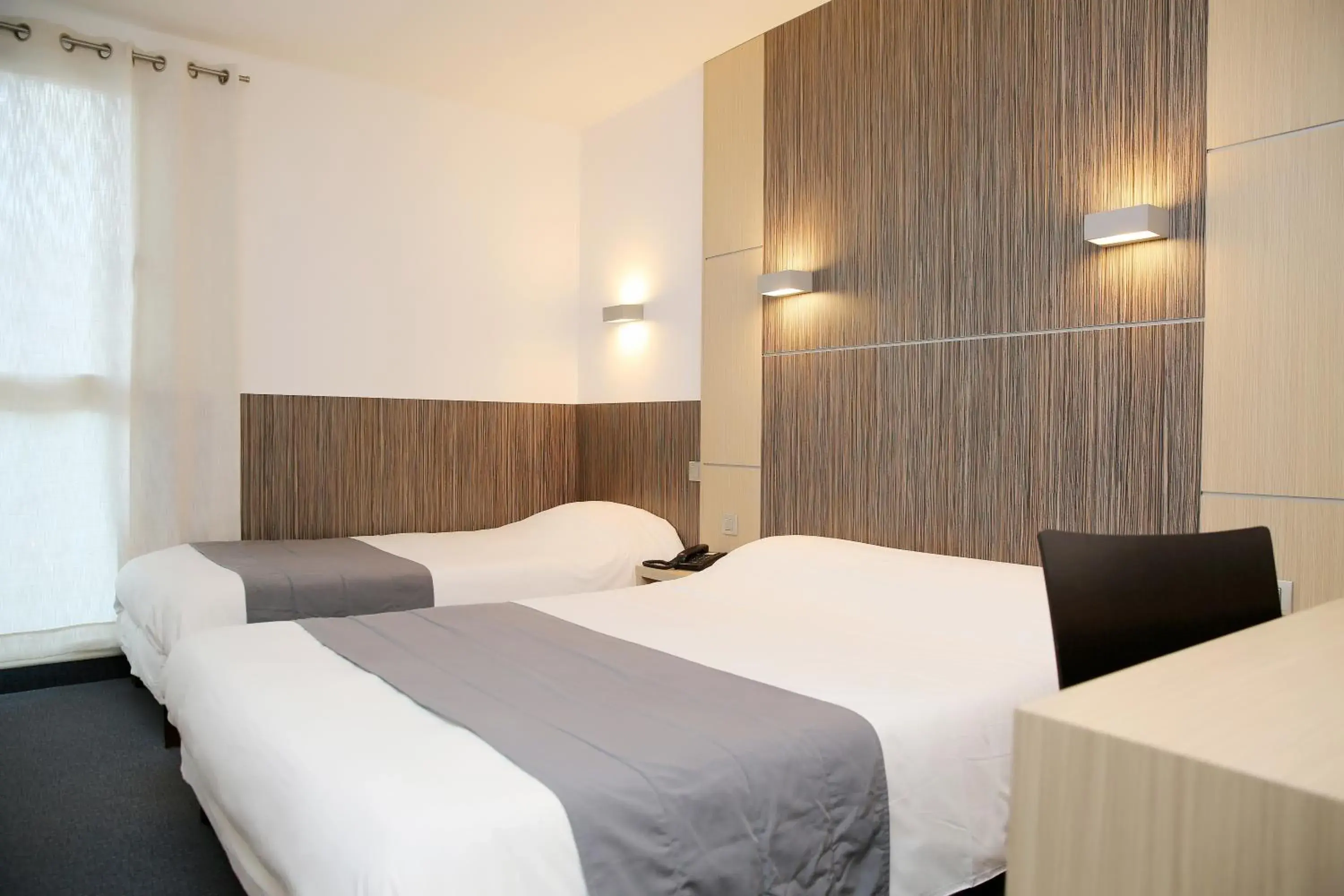 Bedroom, Bed in The Originals City, Hotel Le Caussea, Castres (Inter-Hotel)