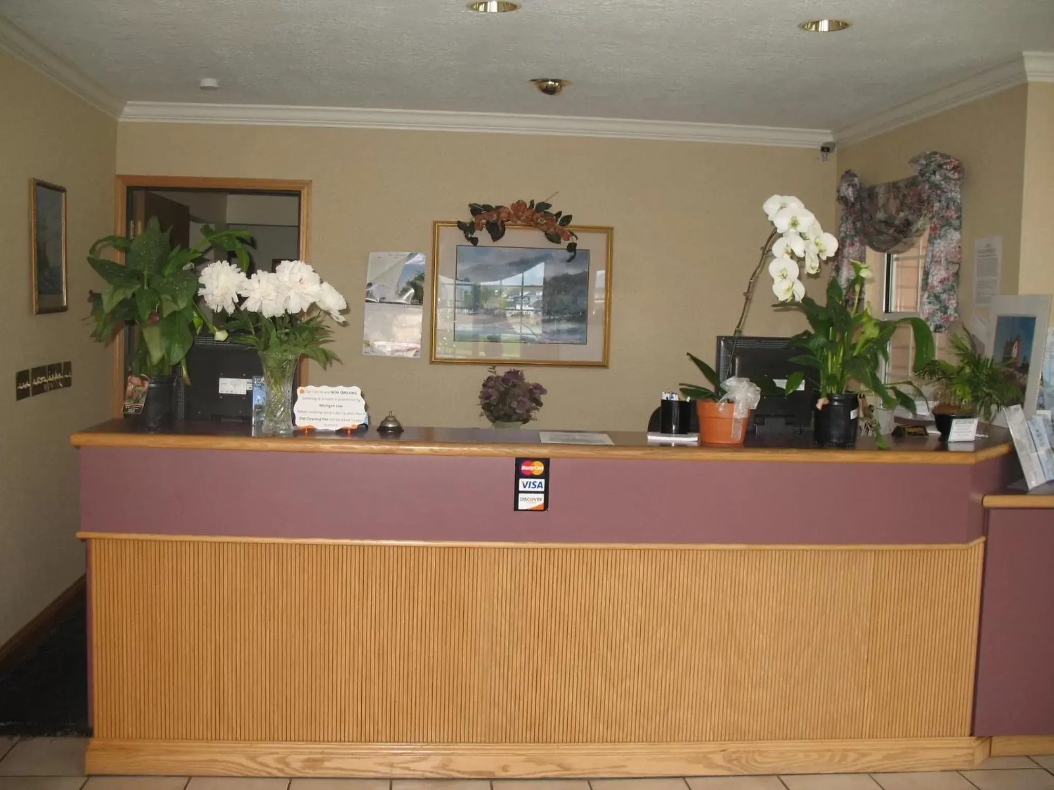 Lobby or reception, Lobby/Reception in Great Lakes Inn Mackinaw City
