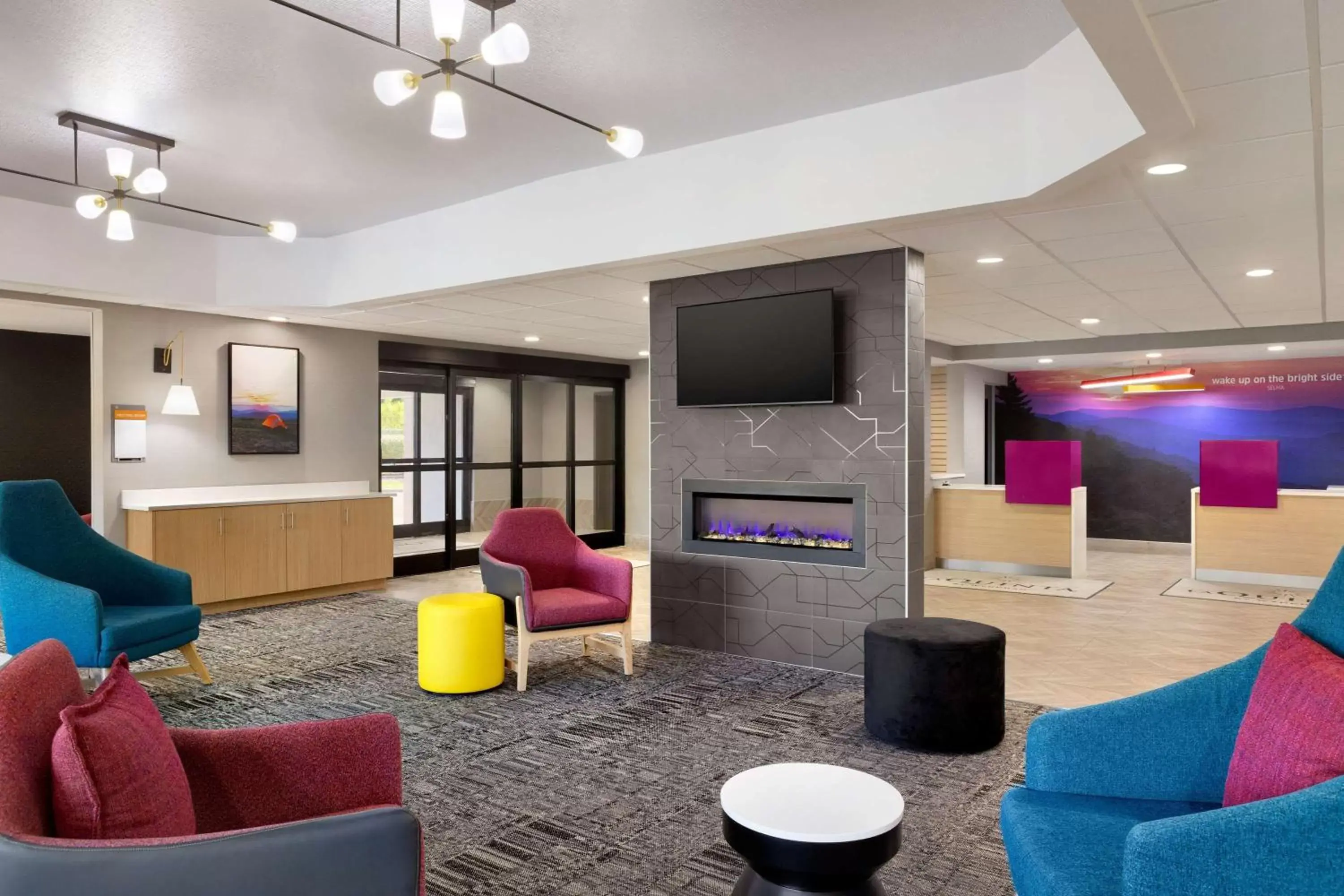 Lobby or reception, Seating Area in La Quinta Inn & Suites by Wyndham Selma/Smithfield I-95