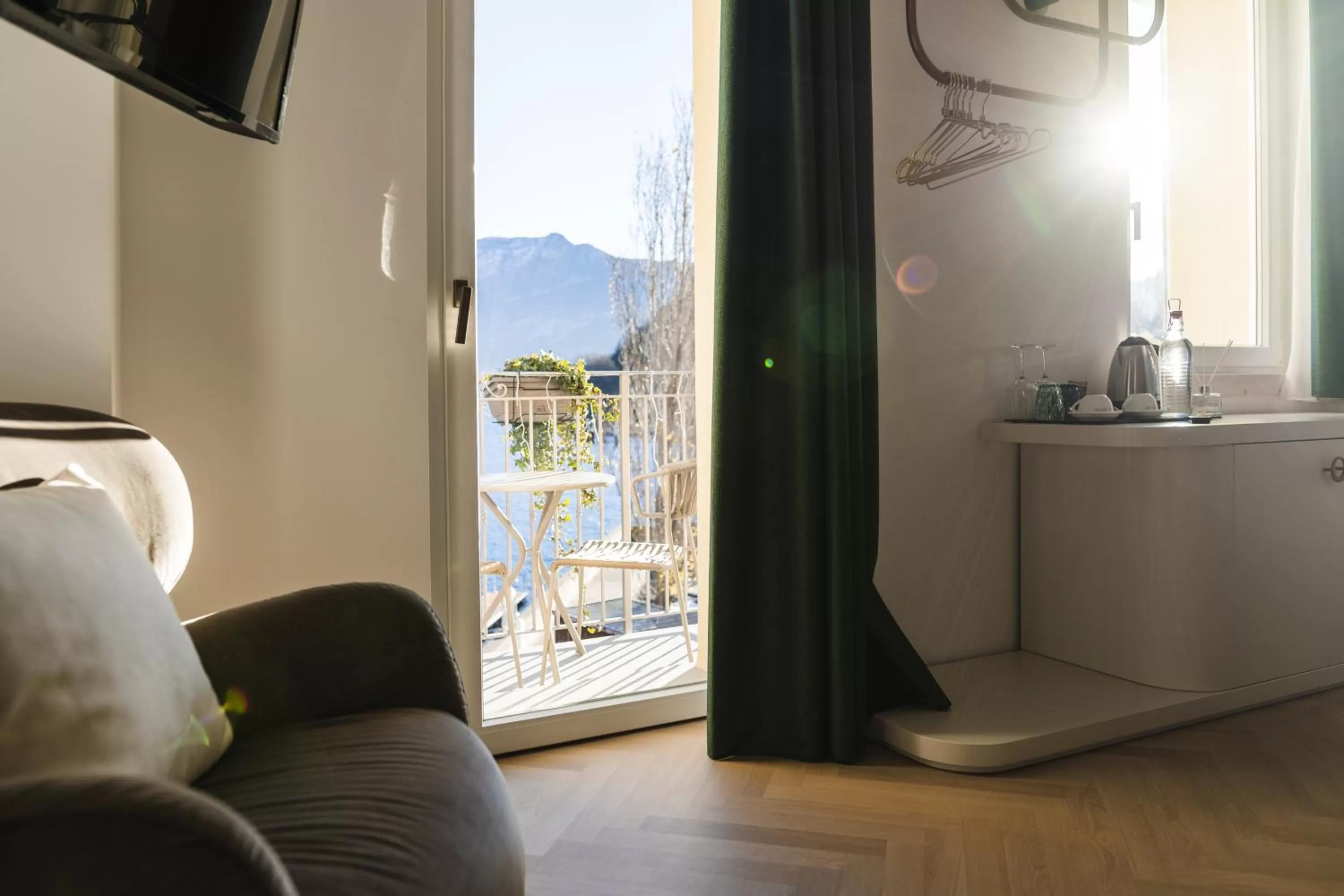 Bedroom in LUXURY SUITES ROCOPOM - Lake Front