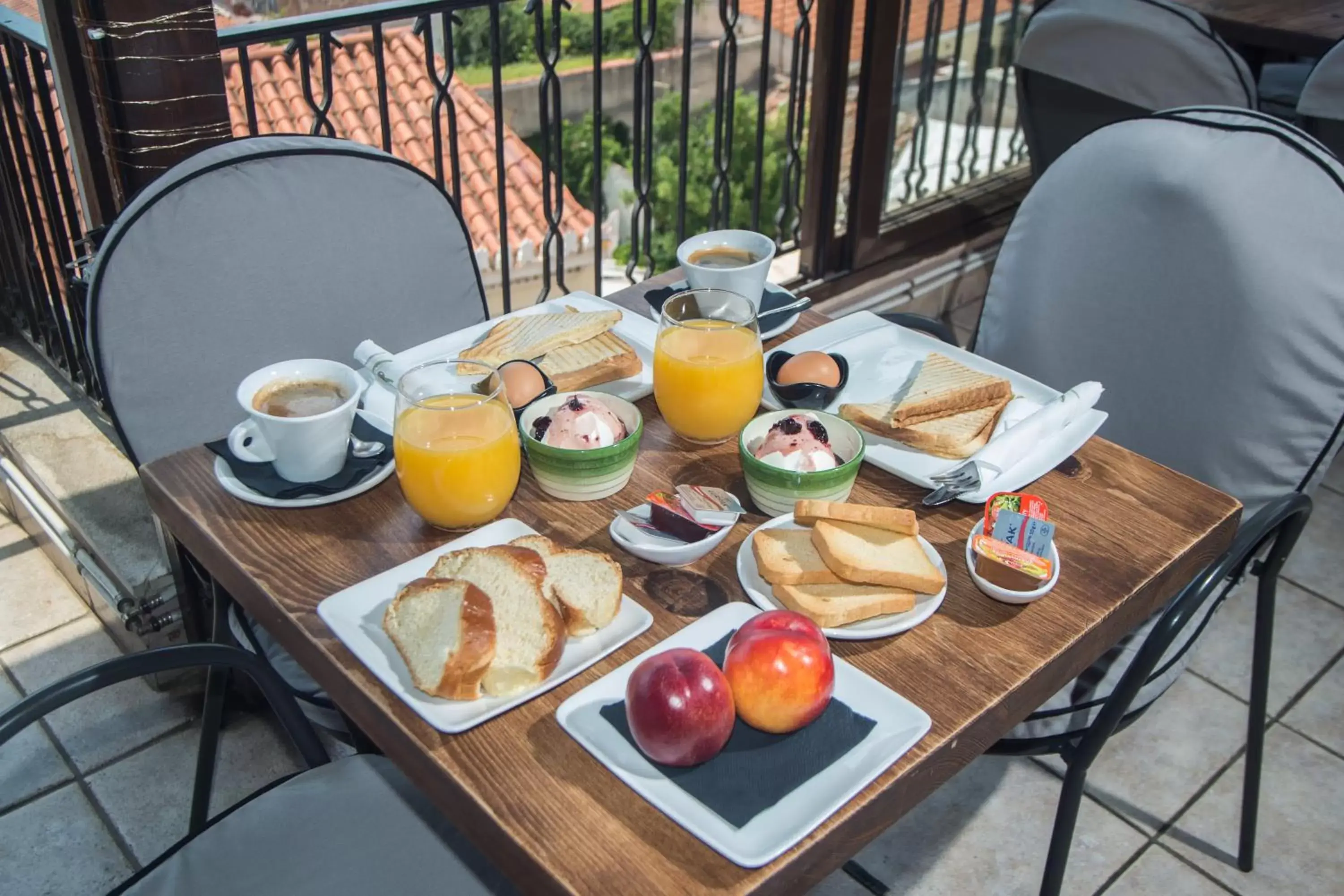 Breakfast in Hotel Byron