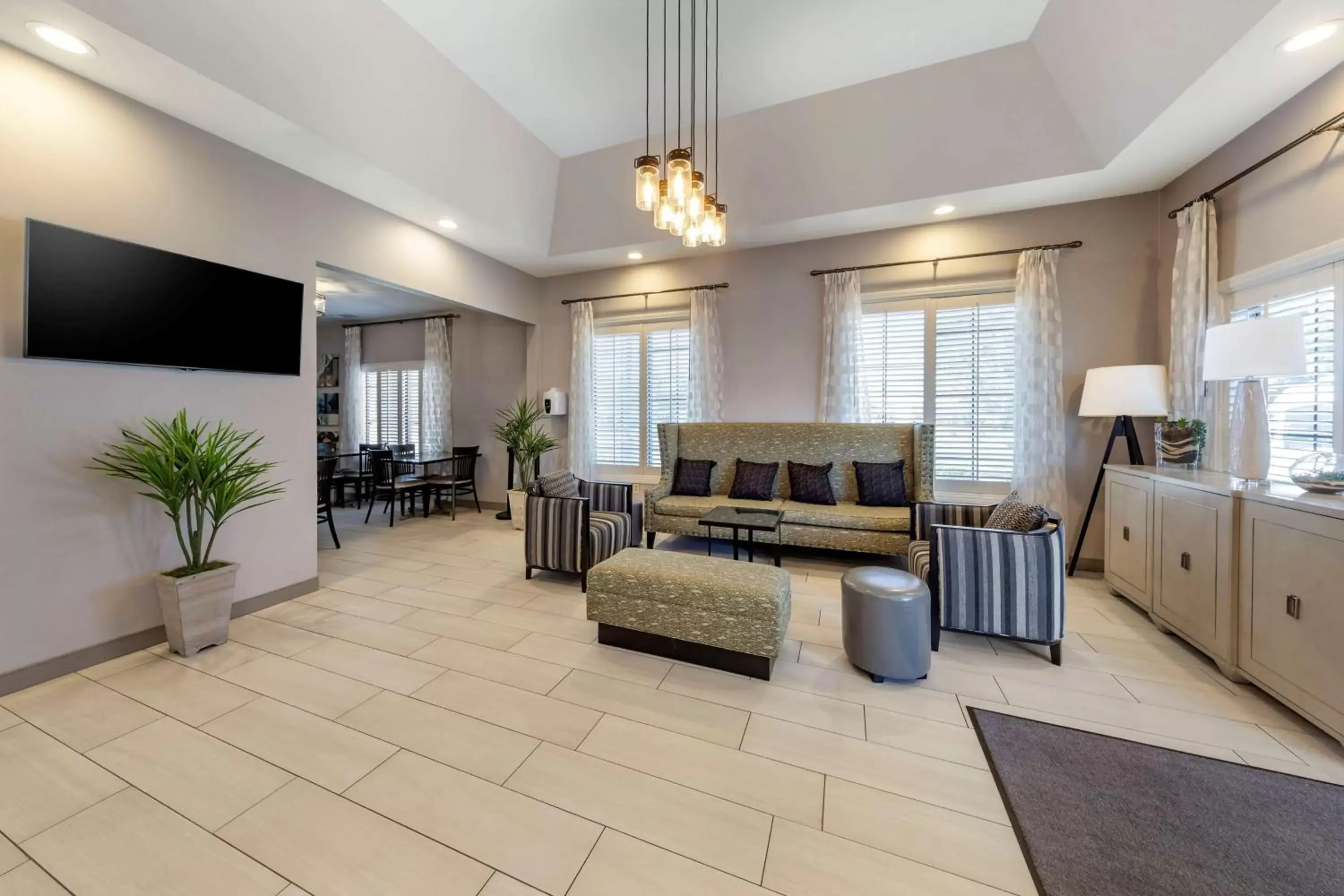 Lobby or reception, Seating Area in Best Western Country Inn Temecula