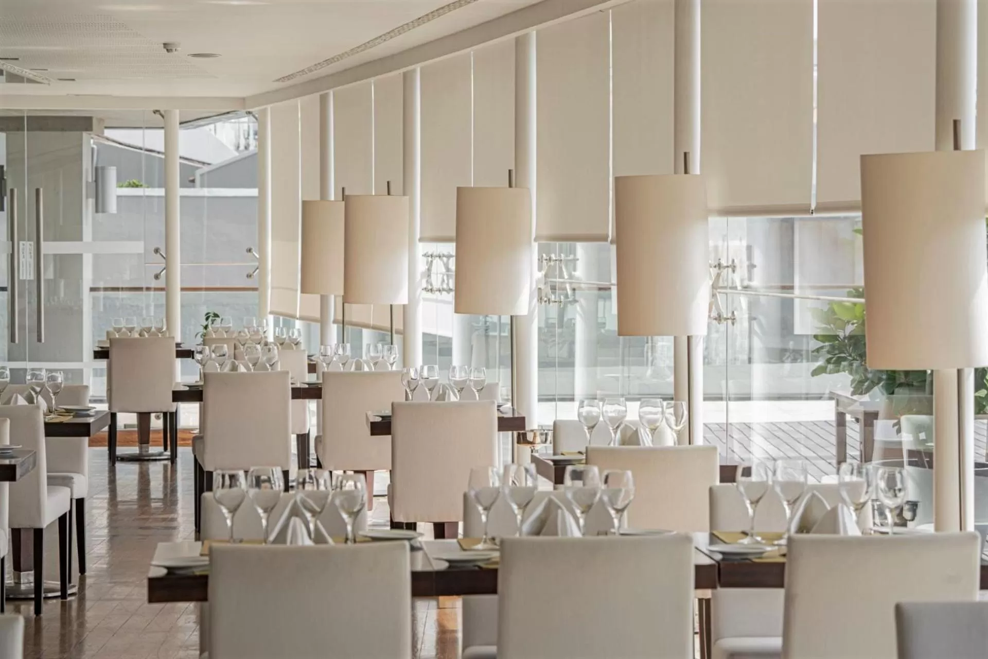 Restaurant/places to eat in Hotel Marina Atlântico