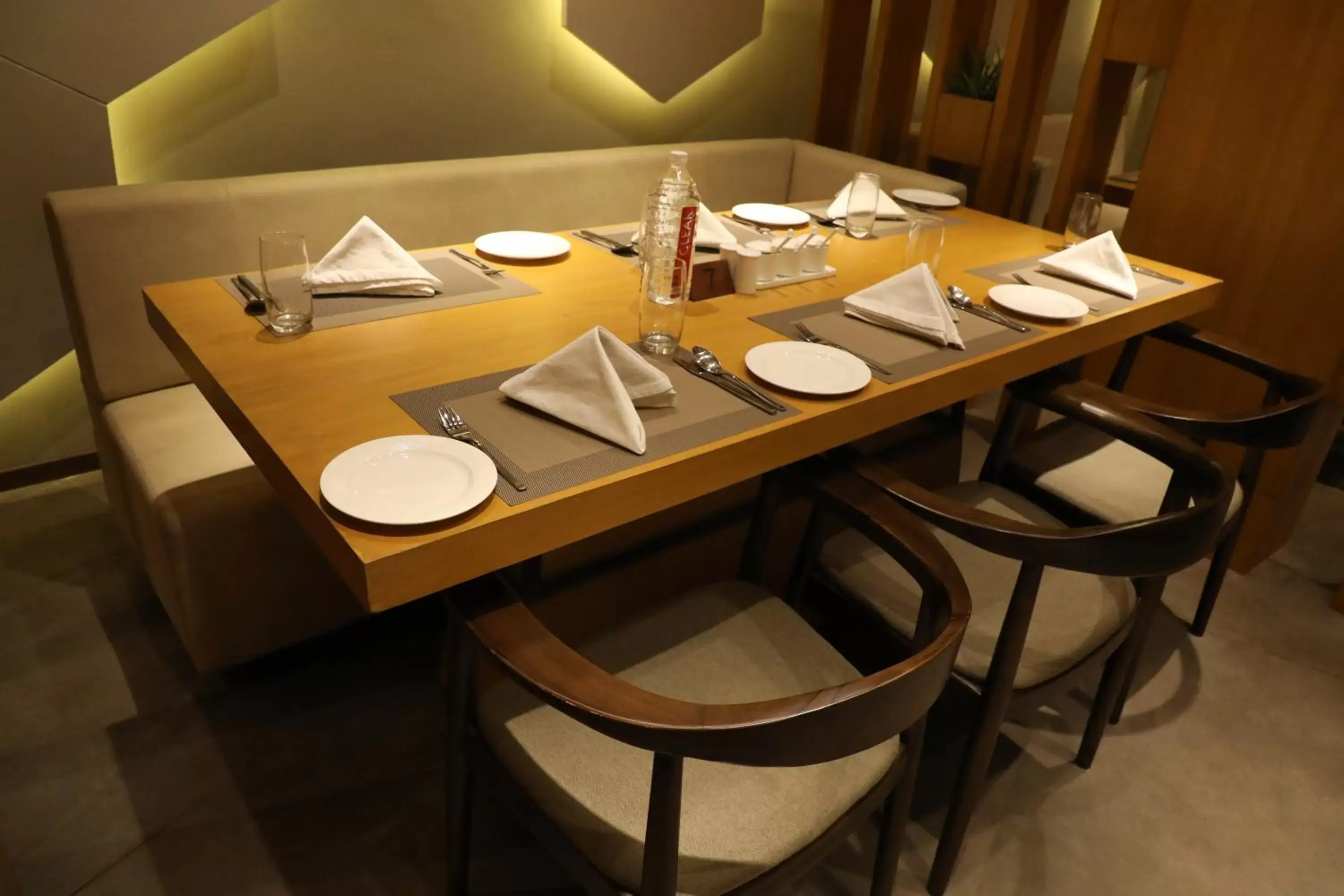 Restaurant/Places to Eat in The Fern Residency, Morbi