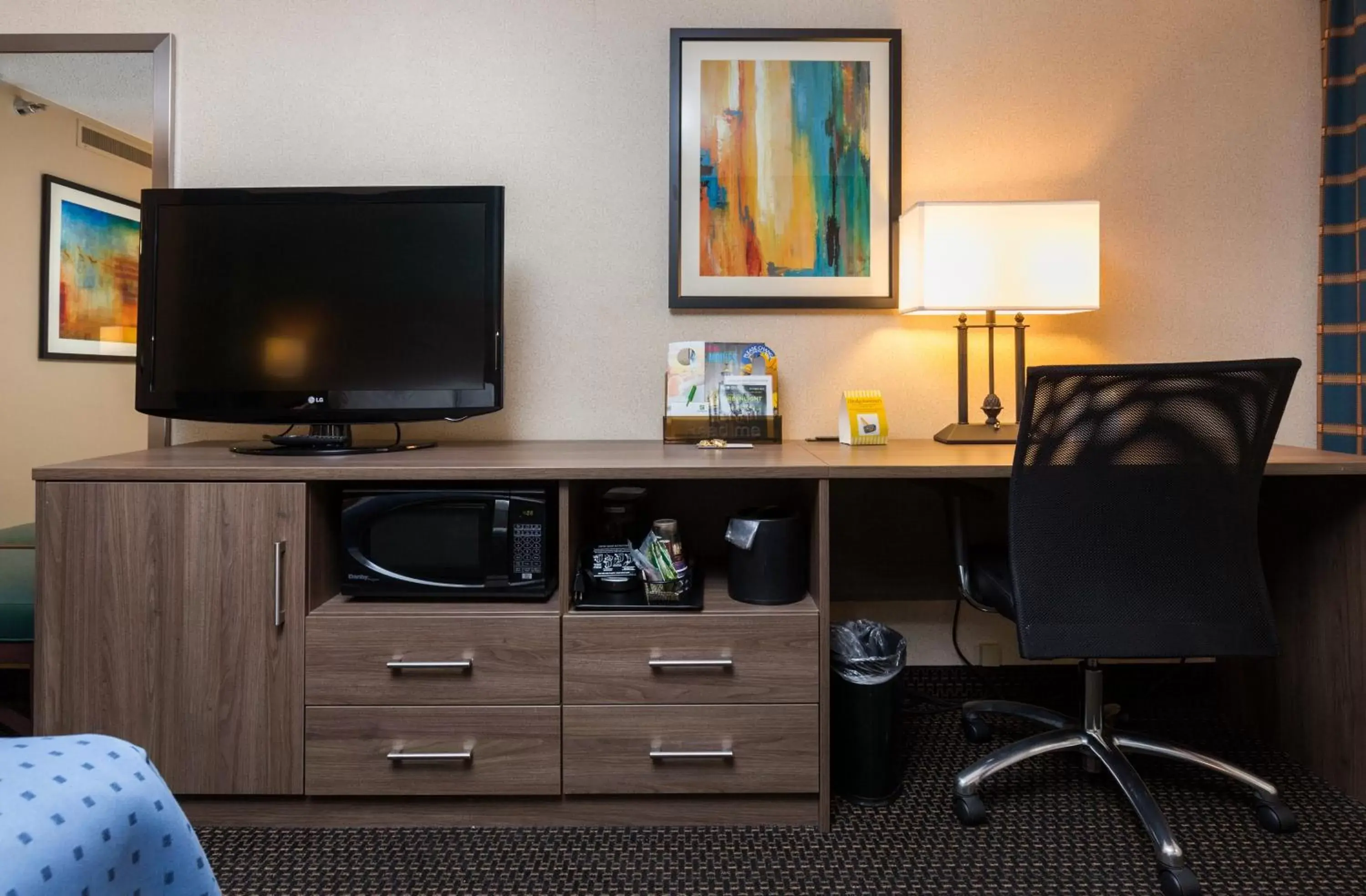 Standard  Room in Holiday Inn Des Moines-Downtown-Mercy Campus, an IHG Hotel