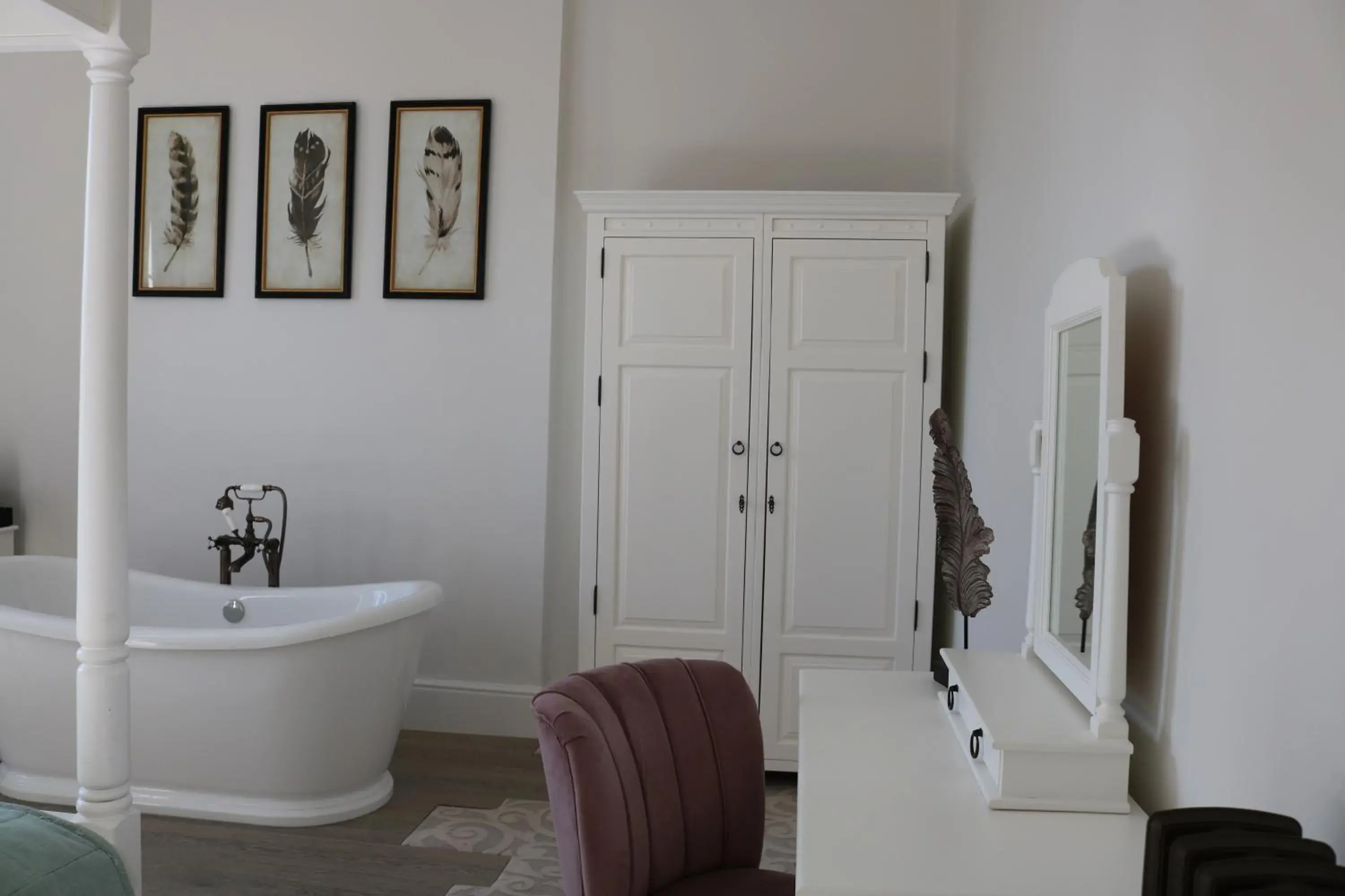 Bedroom, Bathroom in Bartley Lodge Hotel
