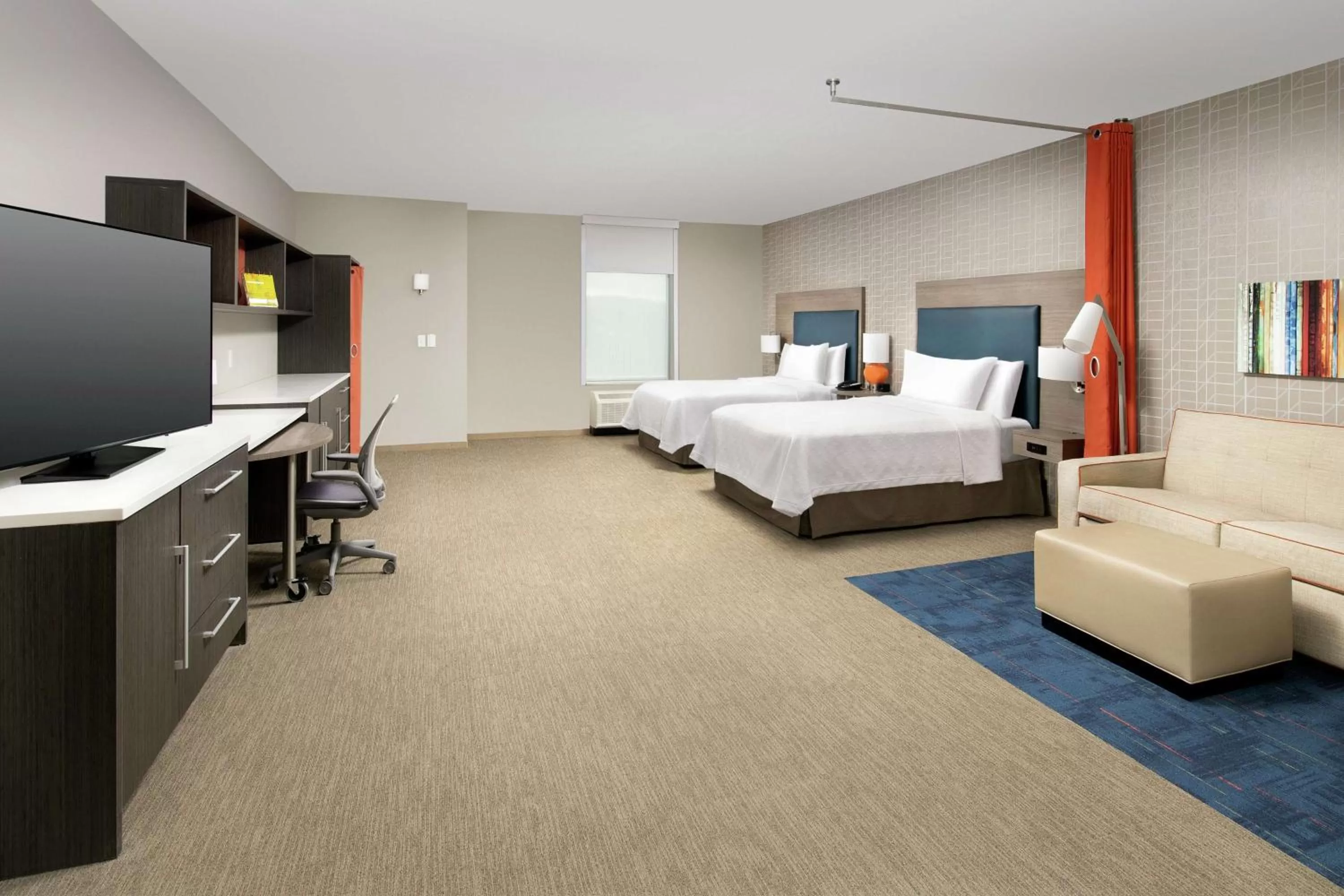 Queen Suite with Two Queen Beds - Hearing Accessible/Non-Smoking in Home2 Suites By Hilton Charlottesville Downtown