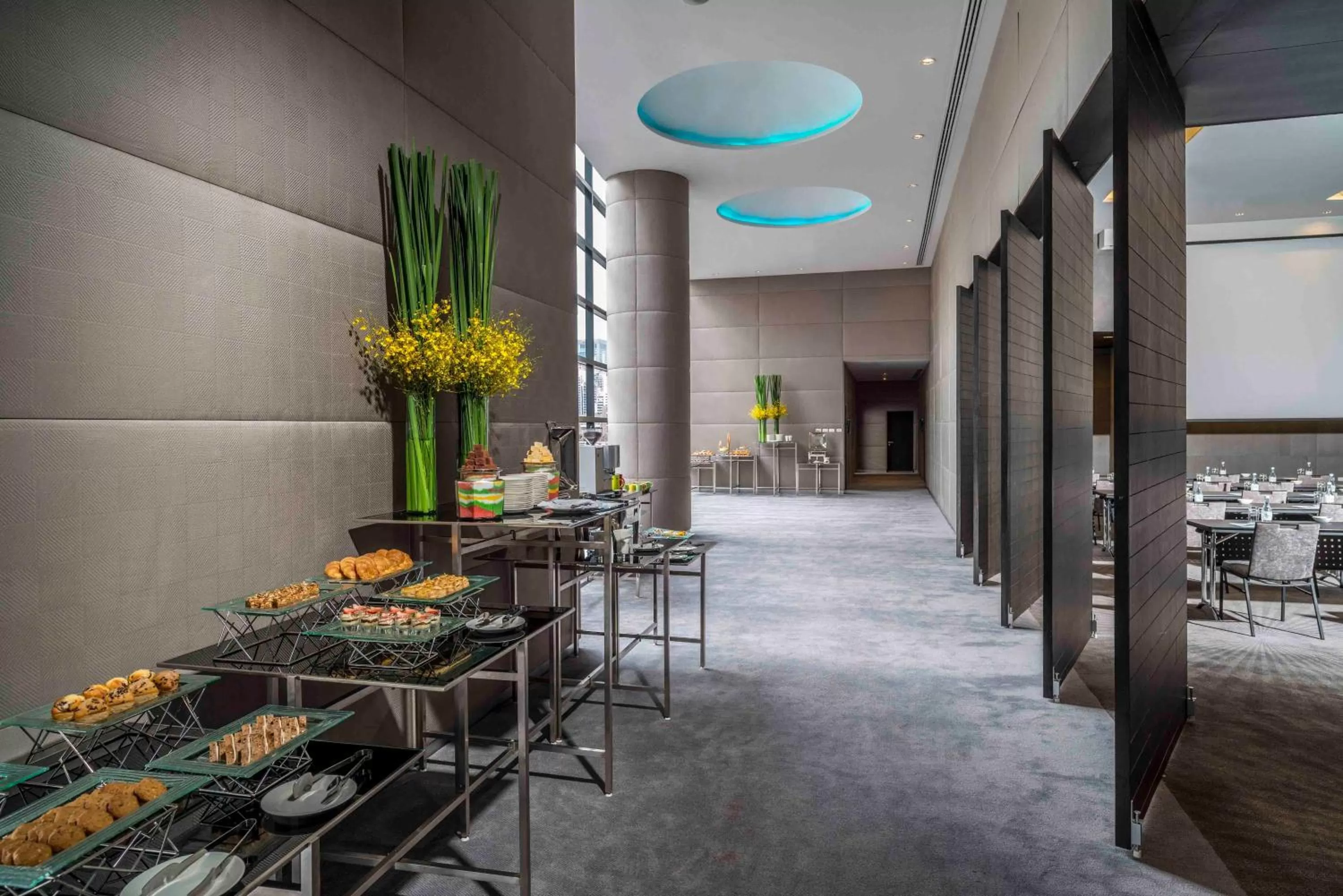 Meeting/conference room in Holiday Inn Bangkok Sukhumvit by IHG