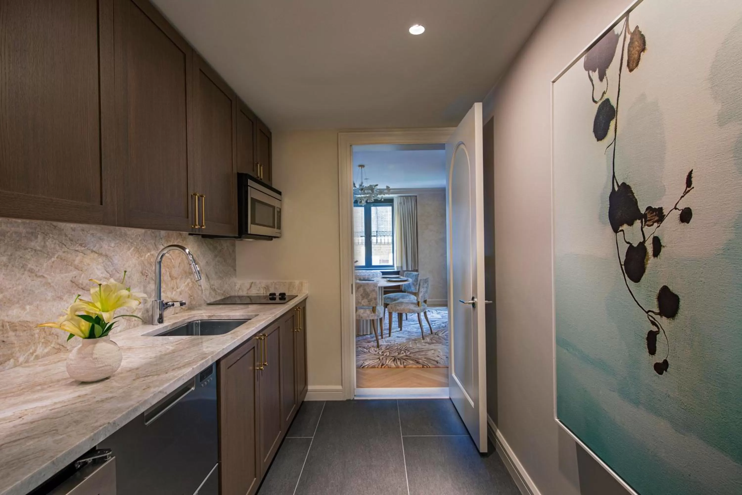 Kitchen or kitchenette in JW Marriott Essex House New York