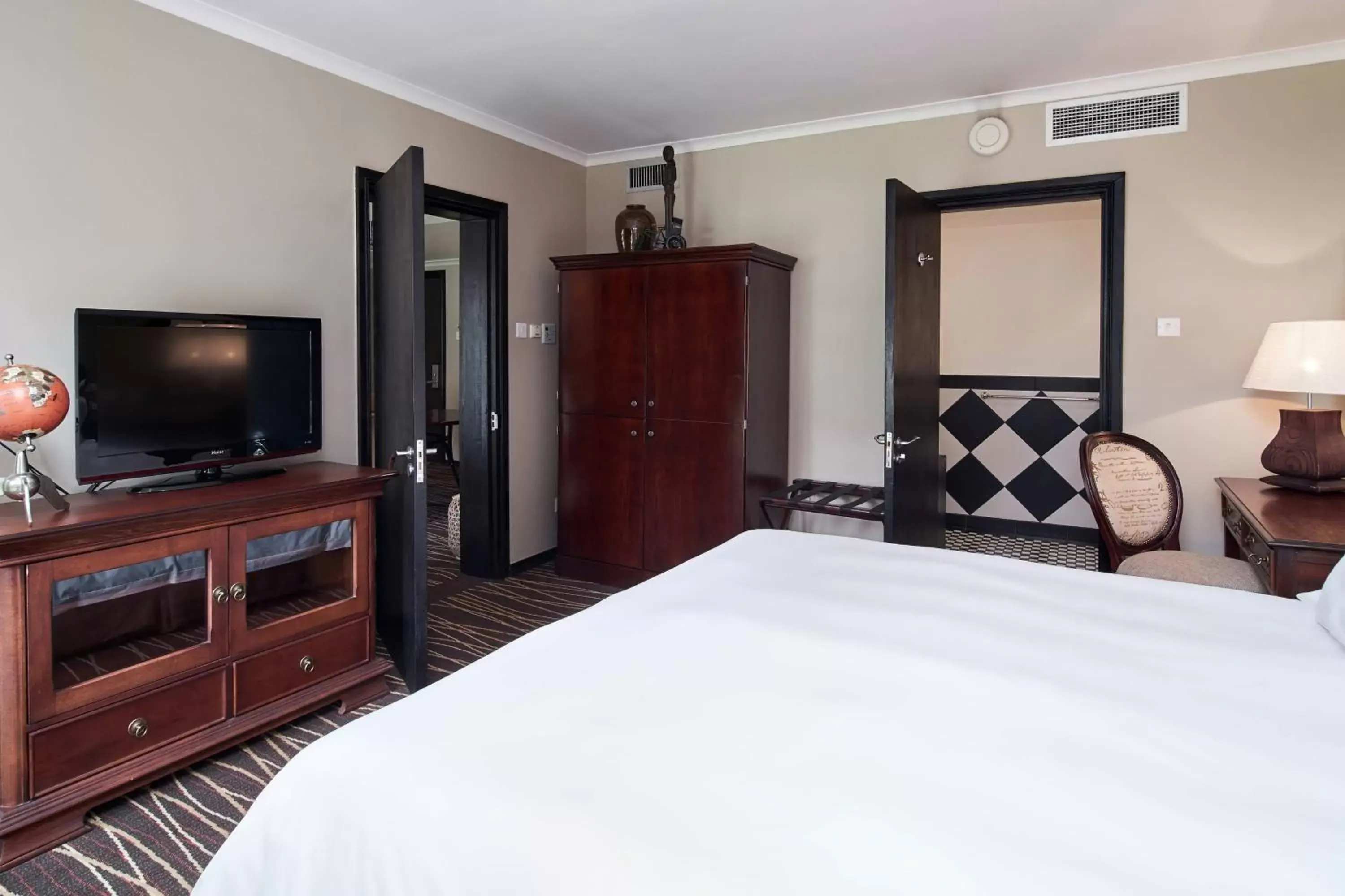 Photo of the whole room, Bed in Protea Hotel by Marriott Blantyre Ryalls